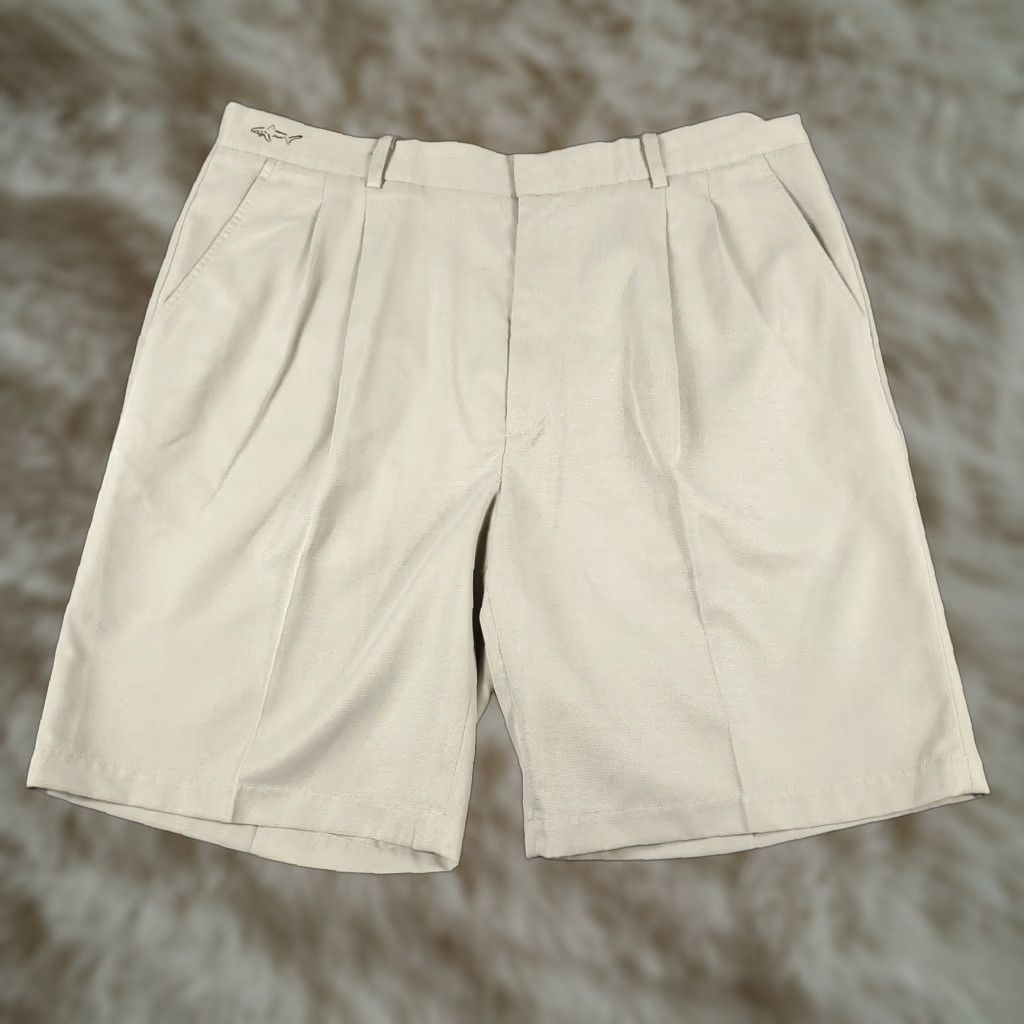 Vintage Greg Norman Shorts Mens Size 38 Beige Casual Pleated Chino Size US 38 / EU 54 - 1 Thumbnail
