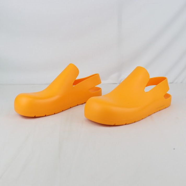 Bottega Veneta o1rshd1 Q.2 / Rubber Matt Puddle Sandal in Tangerine Size US 9 / EU 42 - 7 Thumbnail
