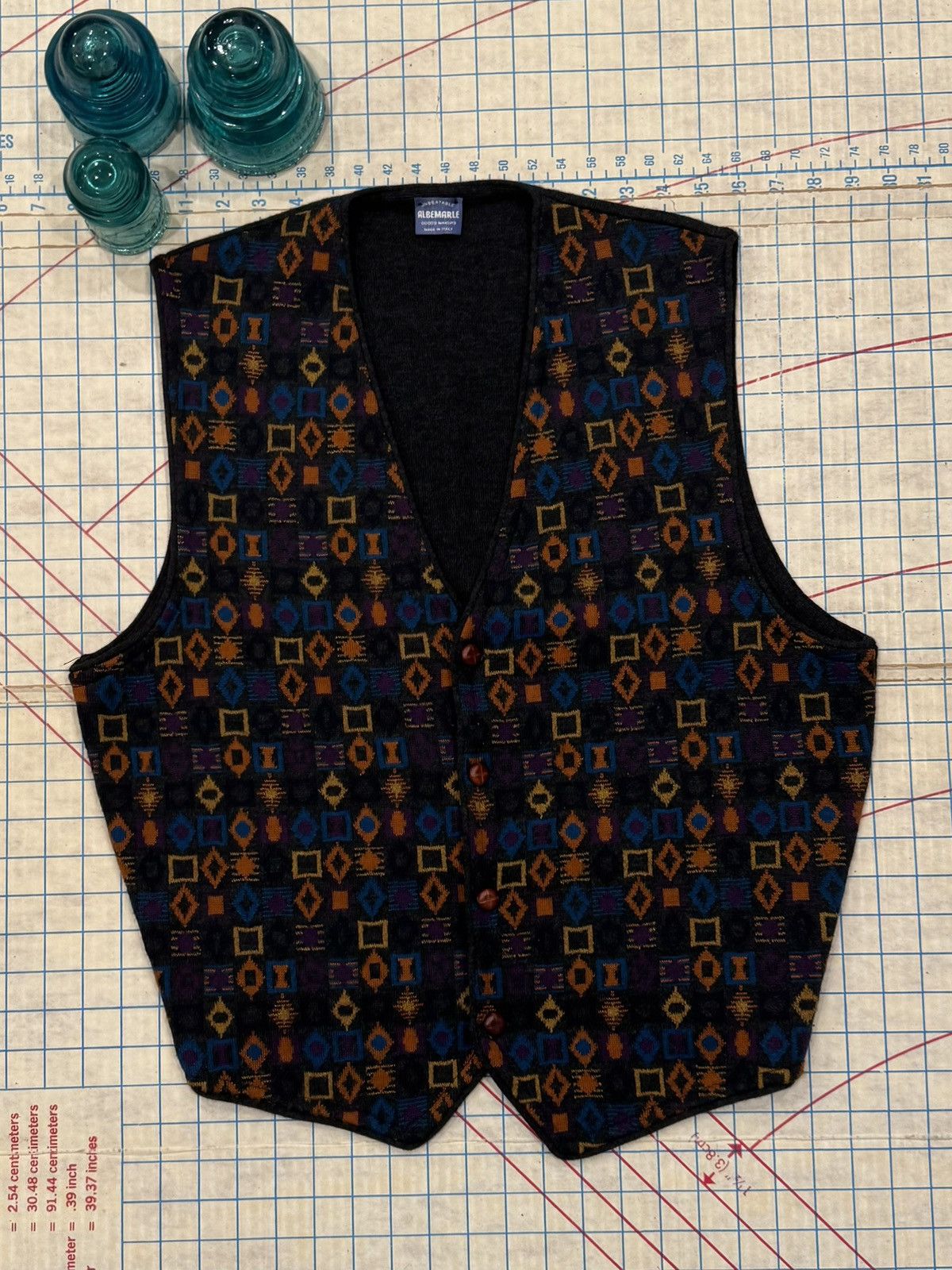 Vintage Vintage Albemarle Patterned Knit Button Up Vest Mens SizeMed Size 42R - 1 Thumbnail