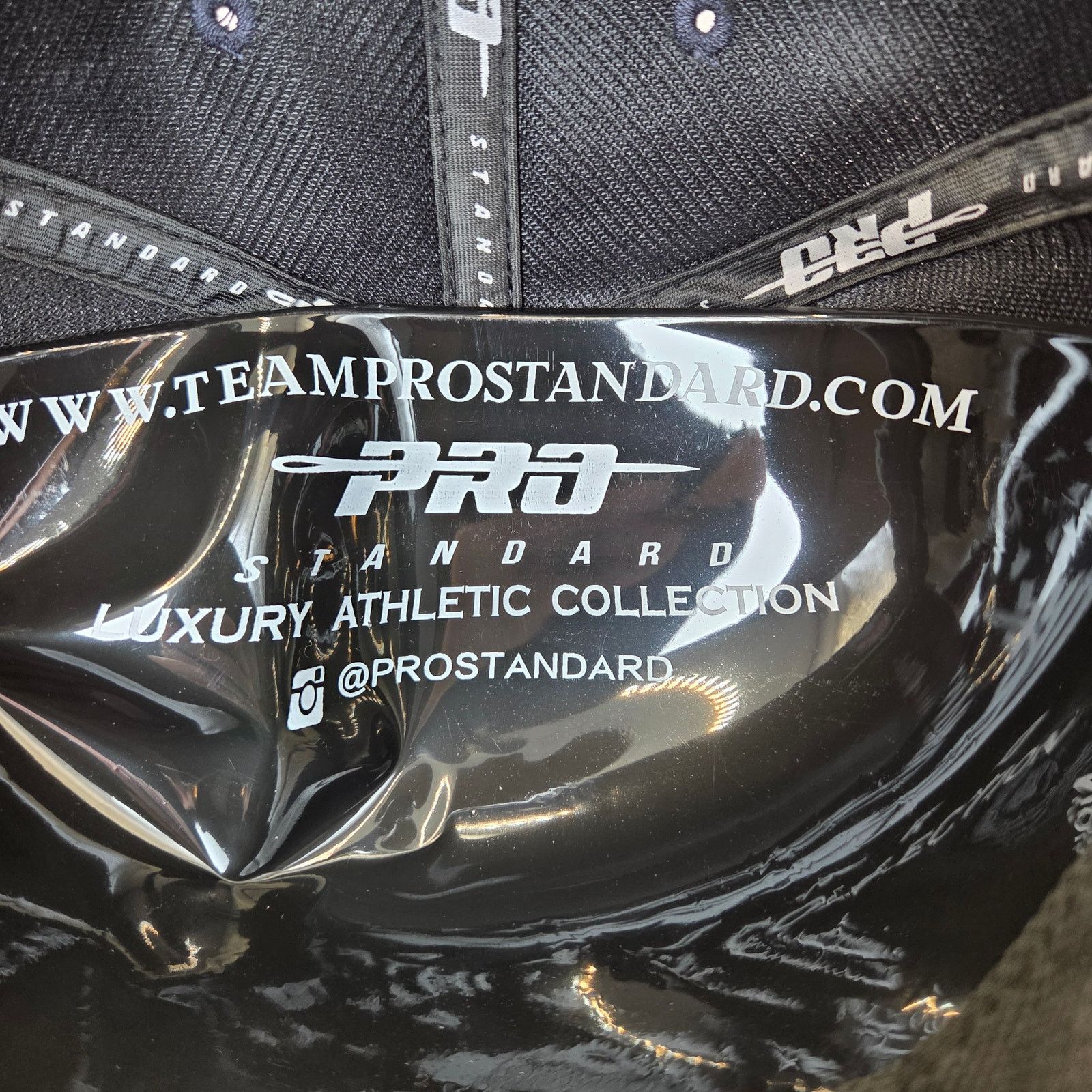 Pro Standard Pro Standard Titans Snapback Hat Leather Detail NWT Size ONE SIZE - 11 Thumbnail
