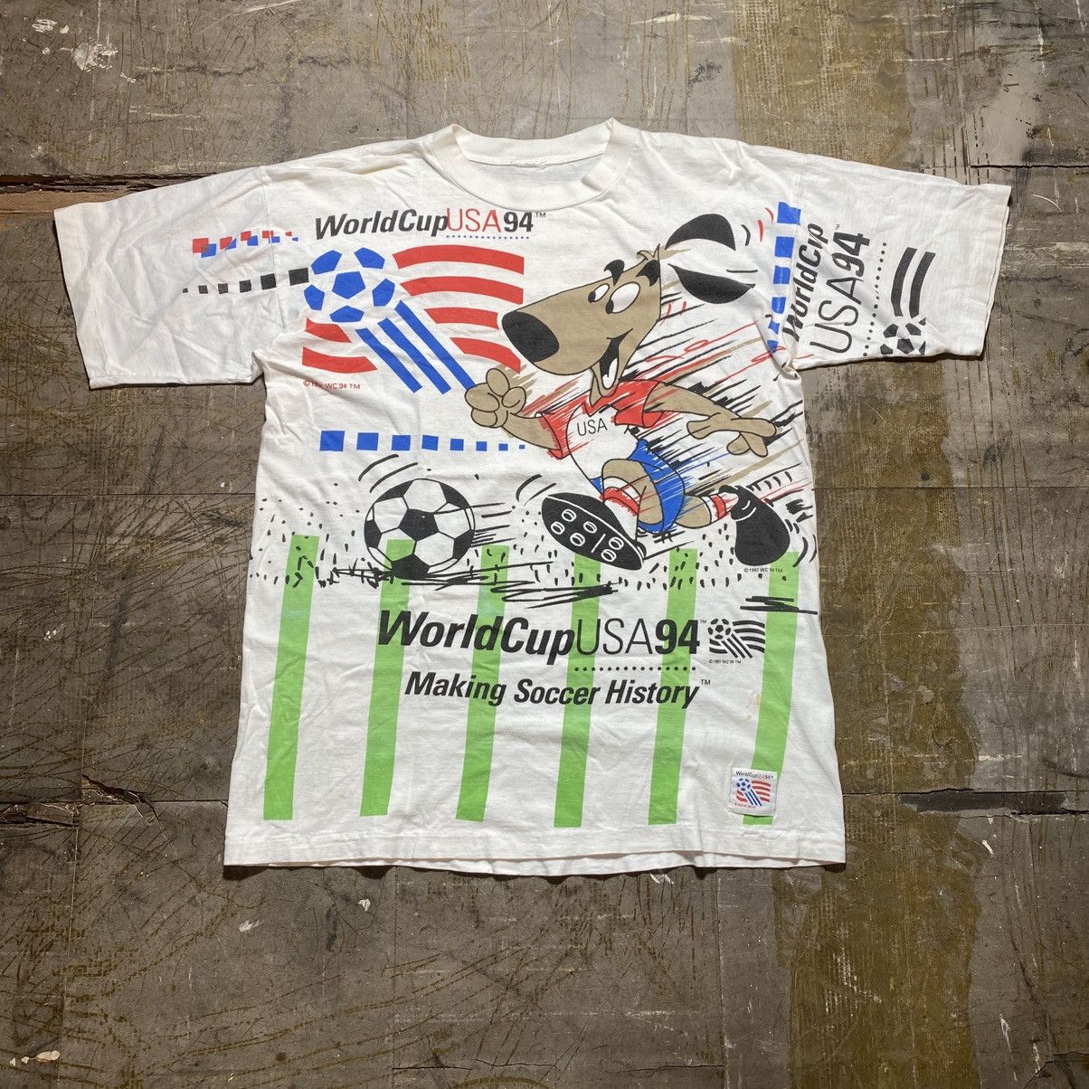 トップス \"90s high5\" USA94 World cup print tee XL s-l400.jpg