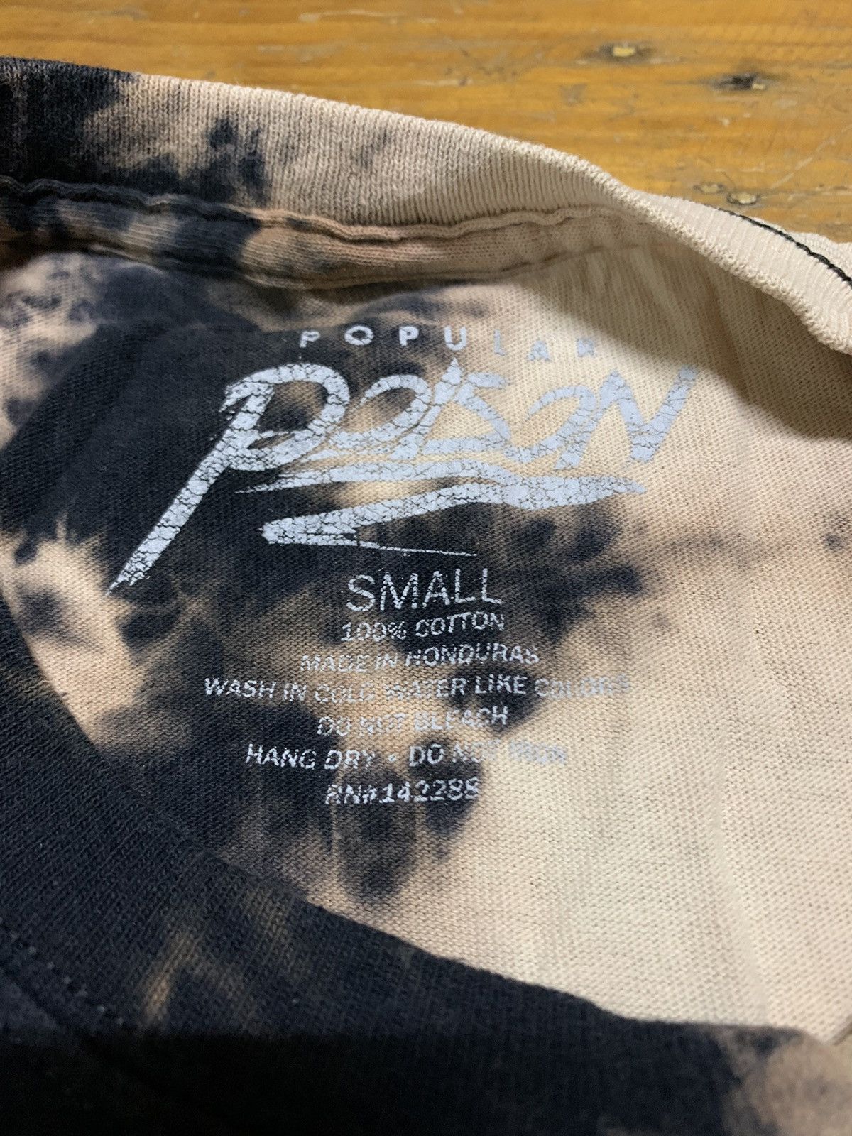 Band Tees × Vintage 90s Popular Poison Rose Tokyo Kanji Bleach Tie Dye Tee Size US S / EU 44-46 / 1 - 4 Thumbnail