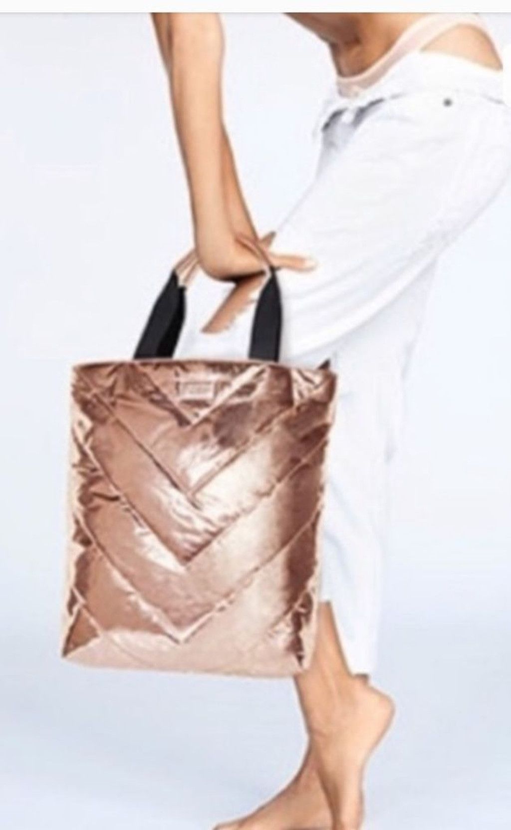 Victoria's Secret Victoria's Secret Metallic Rose Gold Tote Size ONE SIZE - 2 Thumbnail