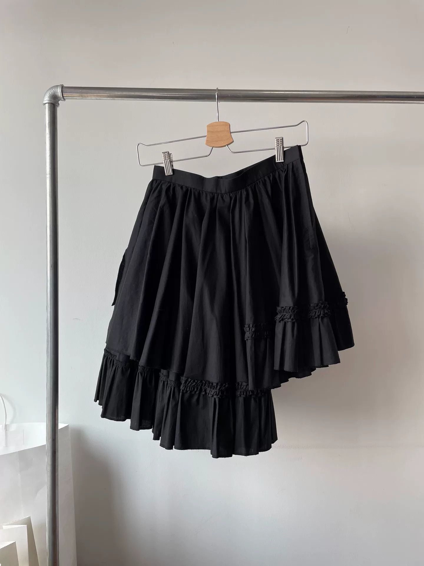 Comme des Garcons PLAY Comme des Garçons Asymmetric Layered Skirt Size 36" / US 14 / IT 50 - 1 Thumbnail