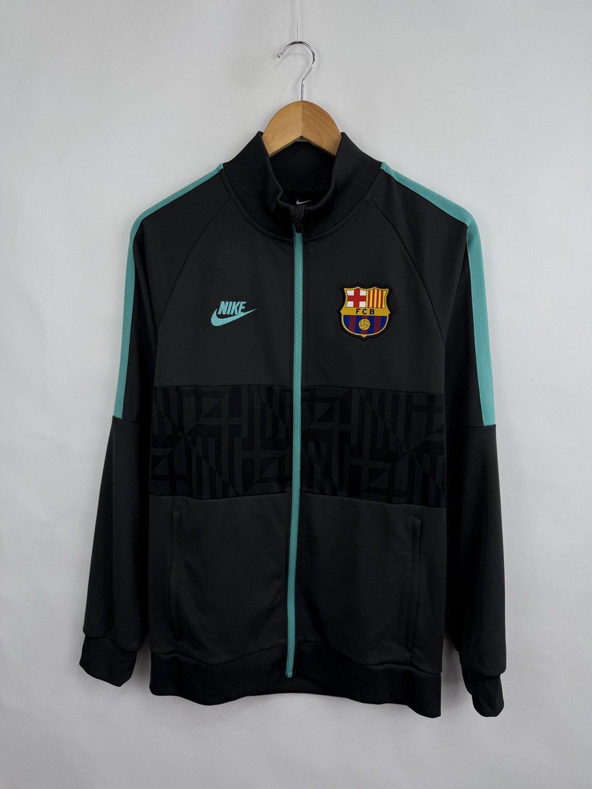Nike 🇪🇸 19/20 F. C. Barcelona Nike Soccer Zip Jacket Jersey Retro Size US S / EU 44-46 / 1 - 5 Thumbnail