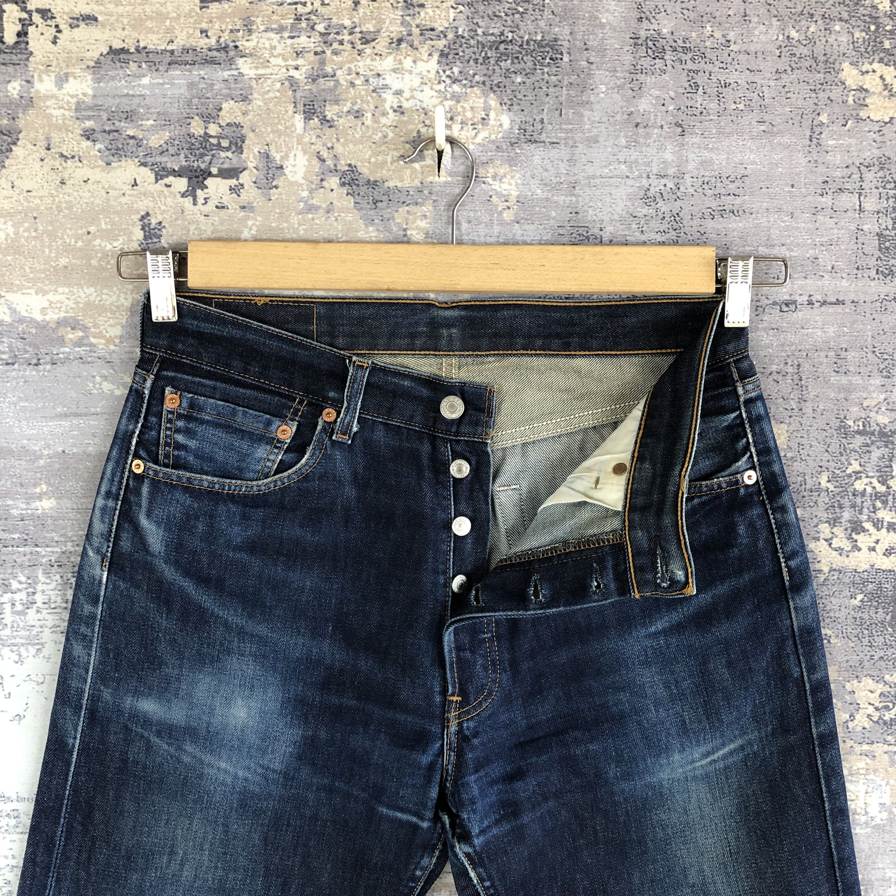 Levi's Vintage Levis 501 Blue Jeans Levi's 501 Distressed Denim Size US 30 / EU 46 - 6 Thumbnail
