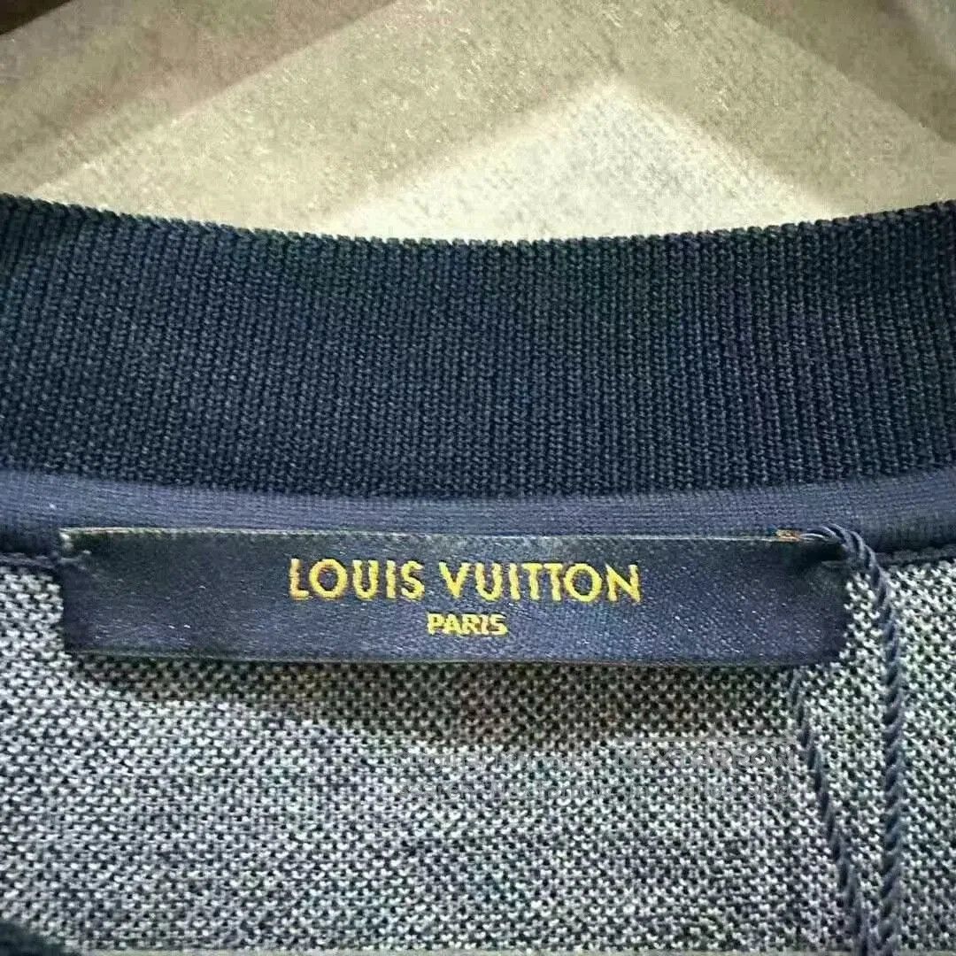 Louis Vuitton louis vuitton printed short sleeve t. Size US S / EU 44-46 / 1 - 4 Thumbnail