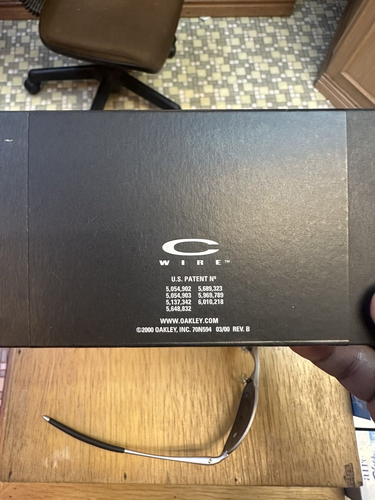 Oakley 2000’s C Wire Oakley Sunglasses Size ONE SIZE - 8 Thumbnail