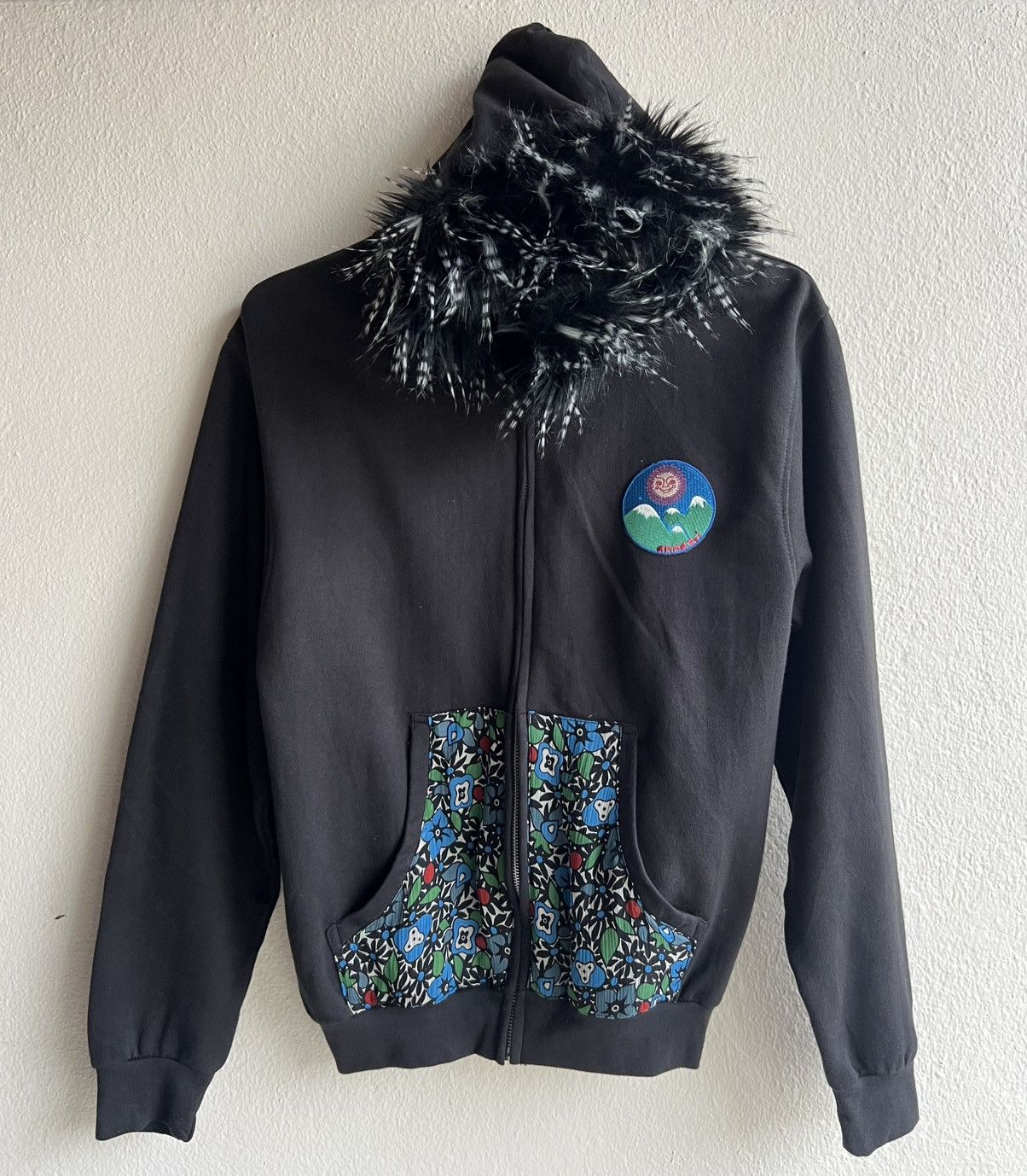 Vintage Vintage ANNA SUI Made in Usa Faux Fur Hoodie Sweater Size US S / EU 44-46 / 1 - 16 Thumbnail