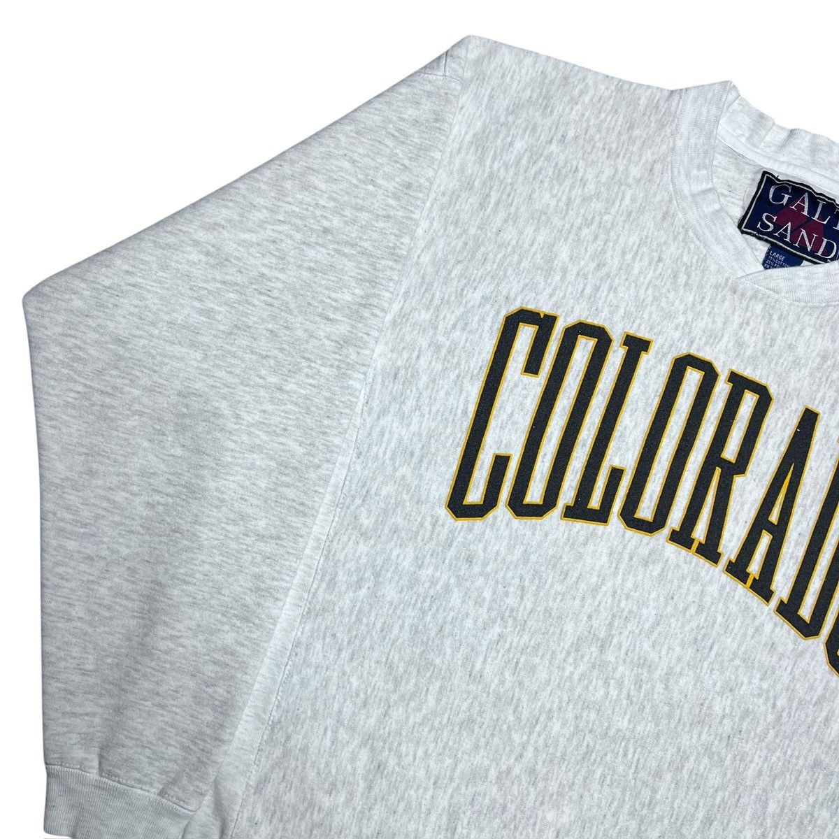 NCAA 1990s NCAA Colorado Buffaloes Galt Sand Arch Logo Sweatshirt Size US L / EU 52-54 / 3 - 16 Thumbnail