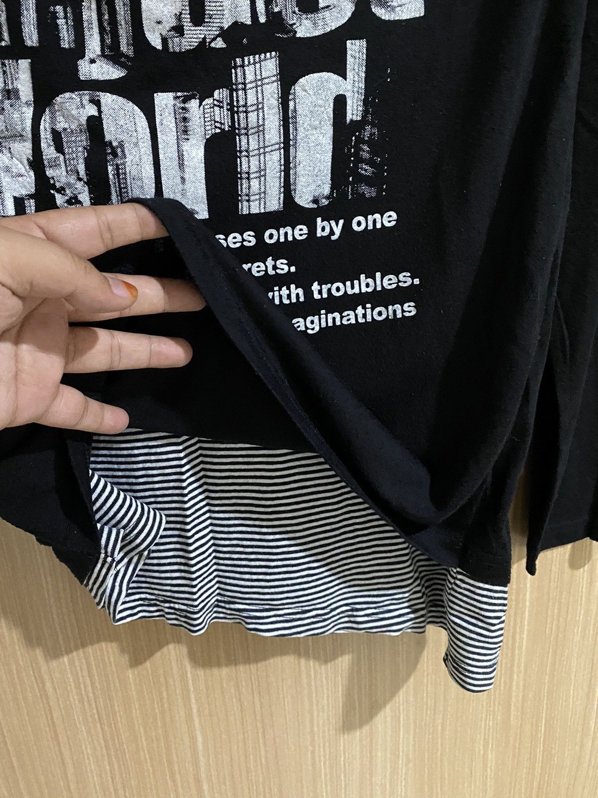 Japanese Brand 2000s oblo design poem double stripe layers longsleeve Size US L / EU 52-54 / 3 - 4 Thumbnail