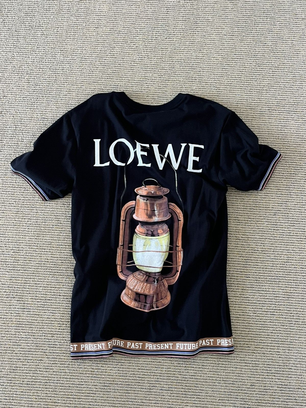 海外並行輸入正規品 Present Past Dove Logo Loewe Loewe Future T-shirt Printed Tシャツ(半袖+袖なし)
