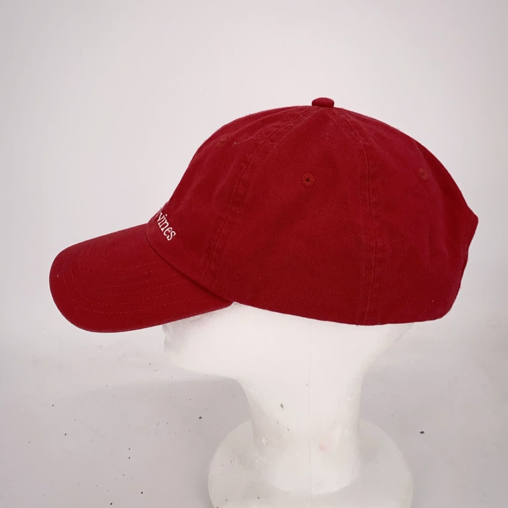 Vineyard Vines Vineyard Vines Red Cap Strap Back Embroidered Whale Mens Casual Preppy Size ONE SIZE - 4 Thumbnail