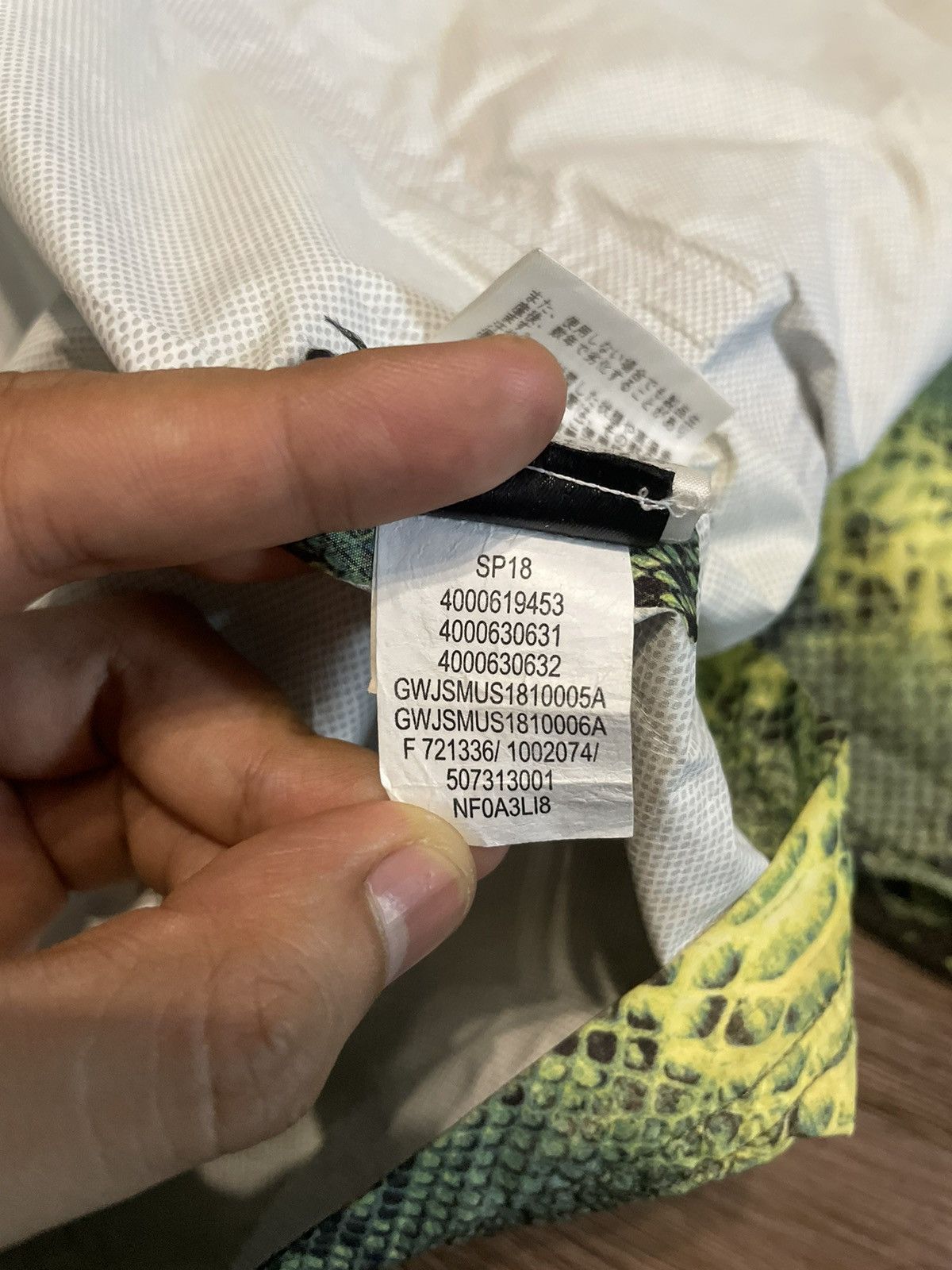 Supreme × The North Face Supreme X The North Face Snakeskin Coach SS18 Size US L / EU 52-54 / 3 - 18 Thumbnail