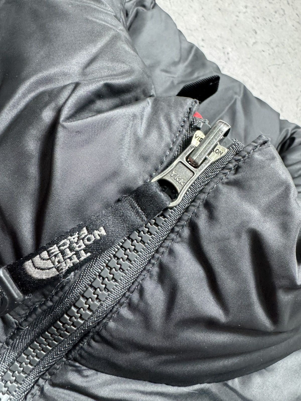 The North Face The North Face Nuptse 700 TNF Down Puffer Jacket Vintage Size US L / EU 52-54 / 3 - 5 Thumbnail