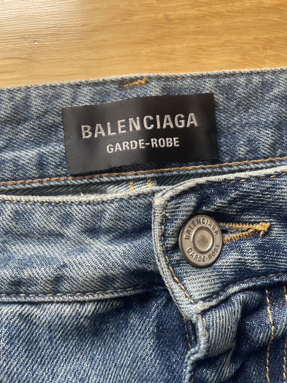 Balenciaga Balenciaga flared jeans Size US 27 - 5 Thumbnail