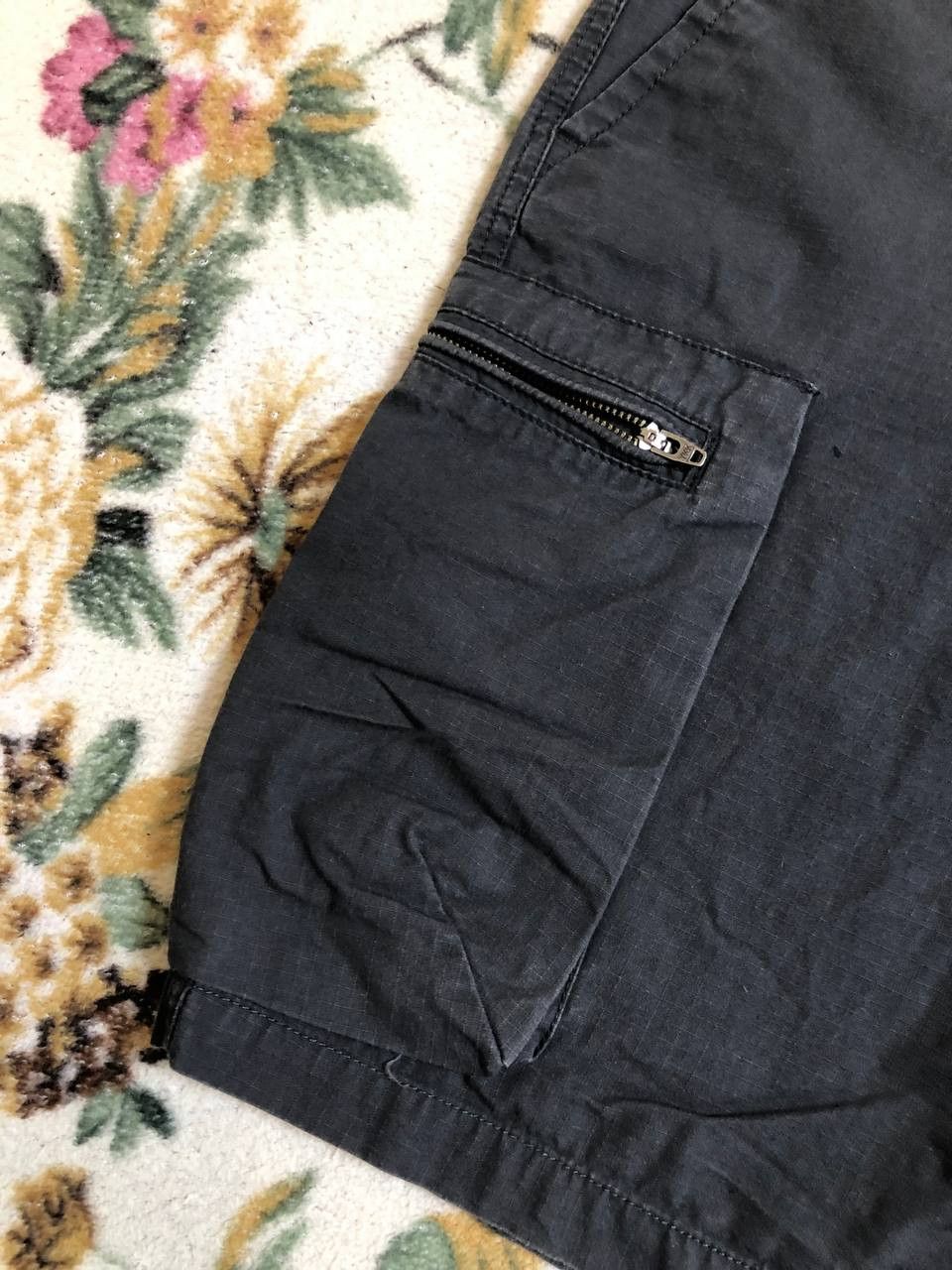 Nike Nike Men's Shorts Navy Size 30 Cargo Zipper Pockets Logo Size US 30 / EU 46 - 7 Thumbnail