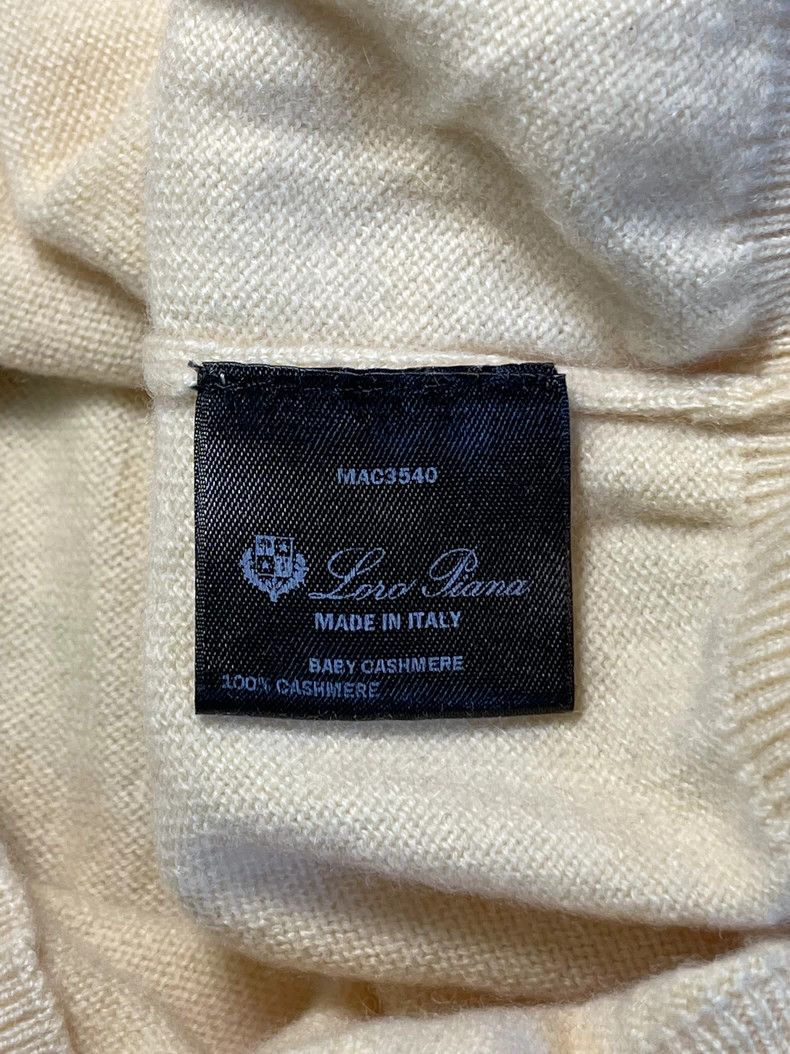 Loro Piana LORO PIANA V-neck knit sweater Size US L / EU 52-54 / 3 - 7 Thumbnail