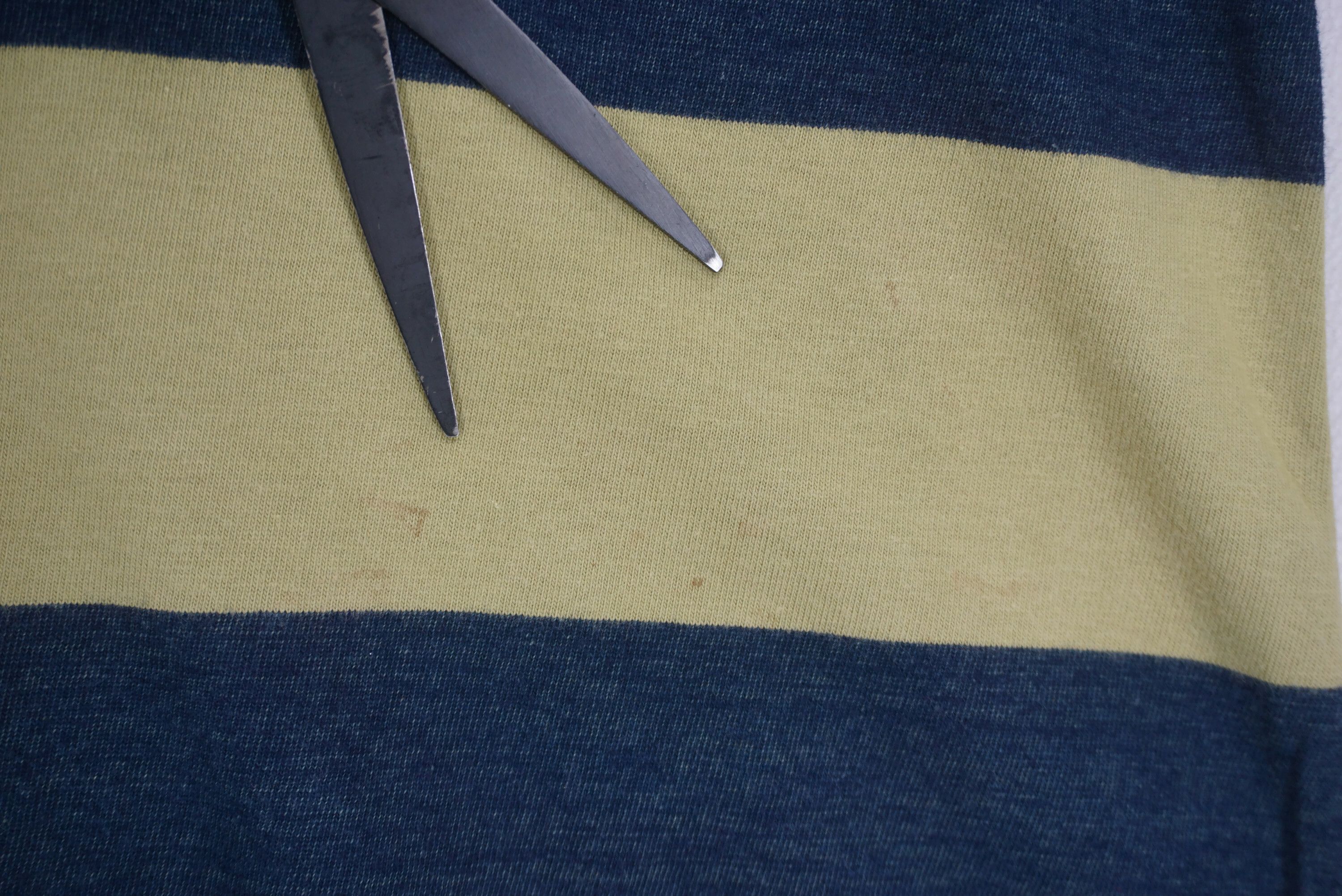 Pringle Of Scotland Vintage Pringle Tee Size S V Neck Striped Made in Portugal Size US S / EU 44-46 / 1 - 7 Thumbnail