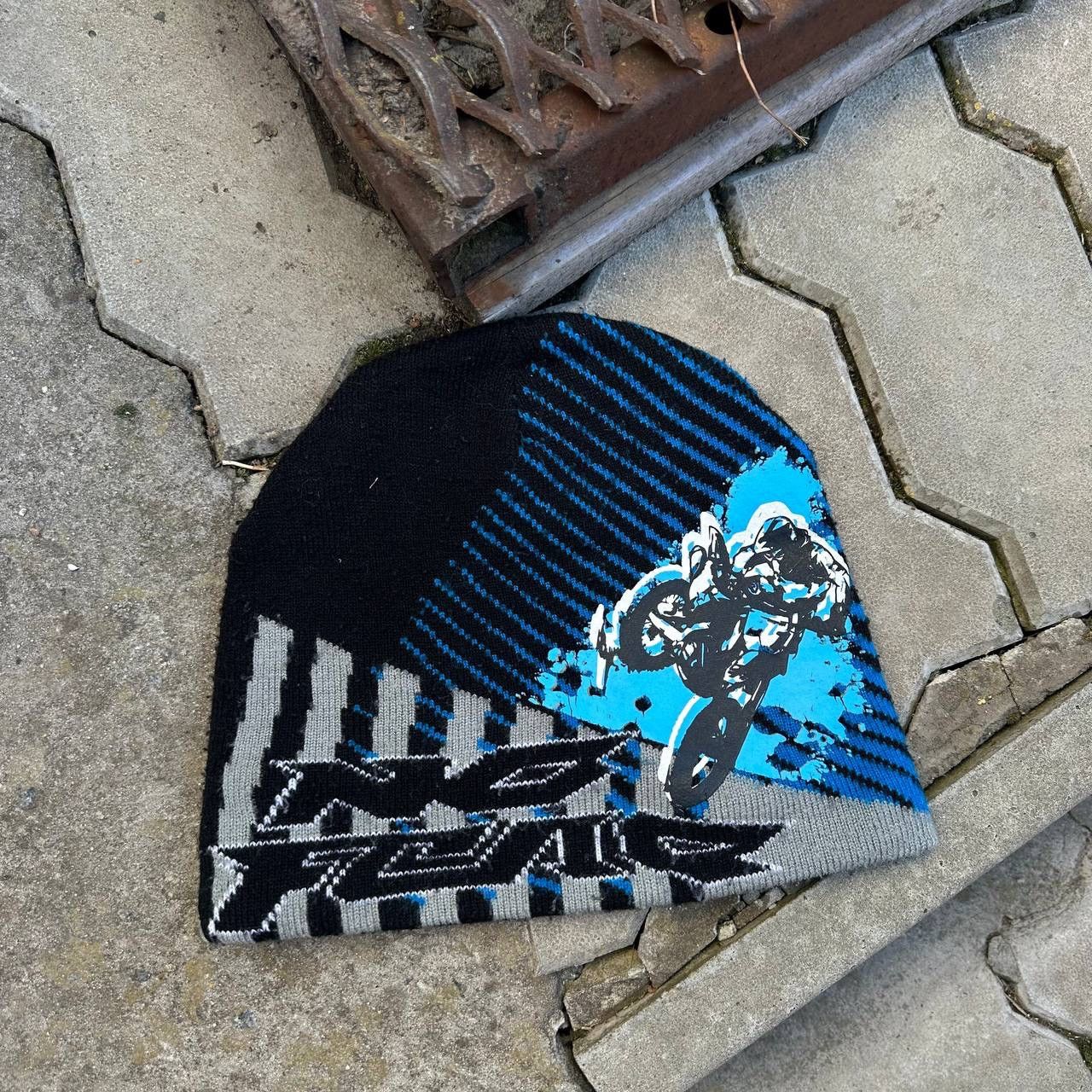 Le Grande Bleu (L.G.B.) VTG No Fear Hype Trend Hat Cap Y2K Band SK8 00s USA Staff Size ONE SIZE - 1 Thumbnail