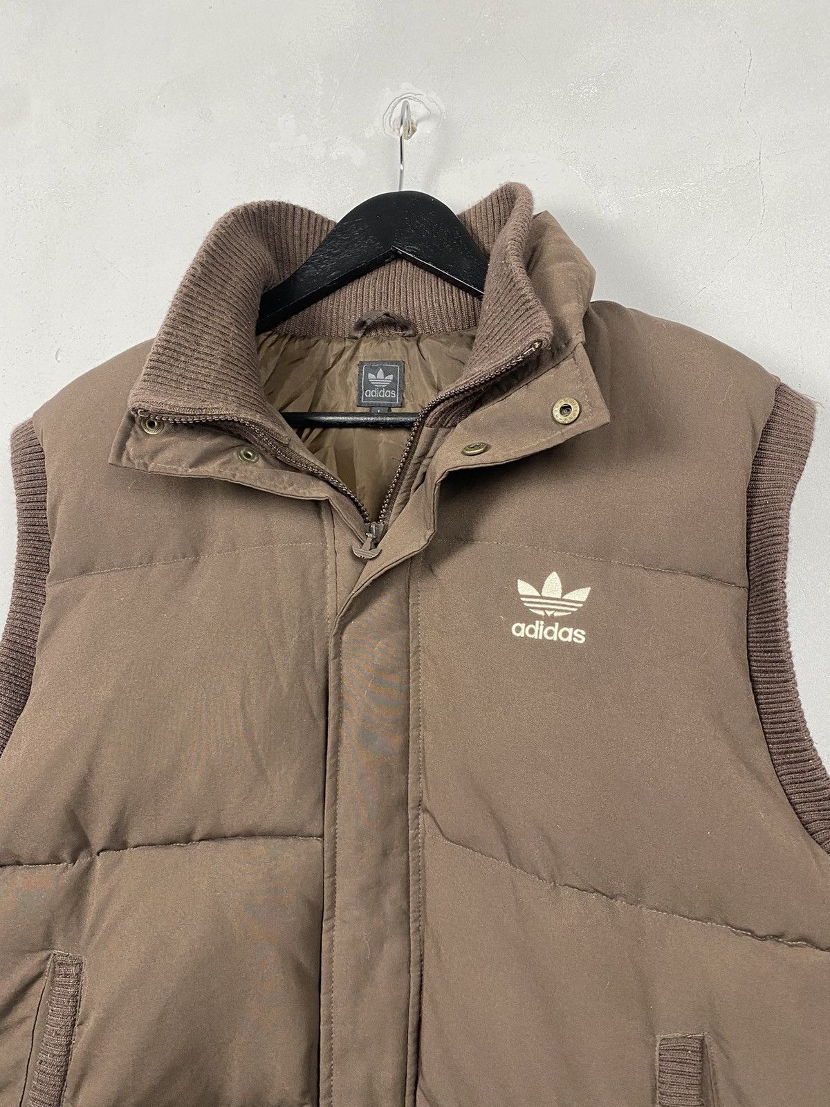 Adidas Vintage ADIDAS Down Puffer Vest Brown like Nuptse 700 Size US L / EU 52-54 / 3 - 8 Thumbnail