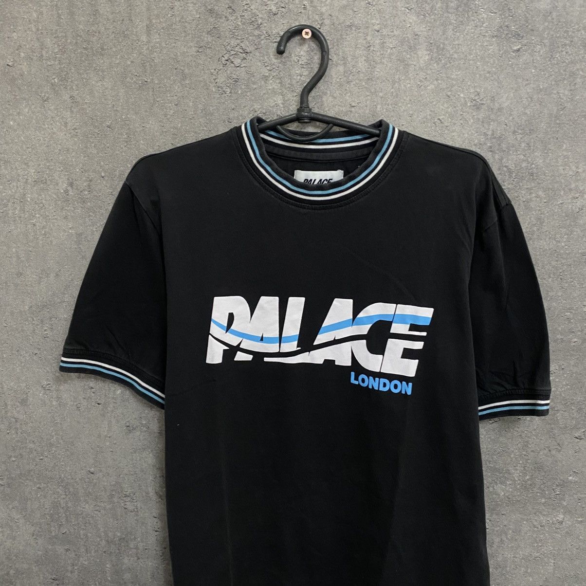 Palace Palace London T-shirt Big Logo Tee Size US M / EU 48-50 / 2 - 4 Thumbnail