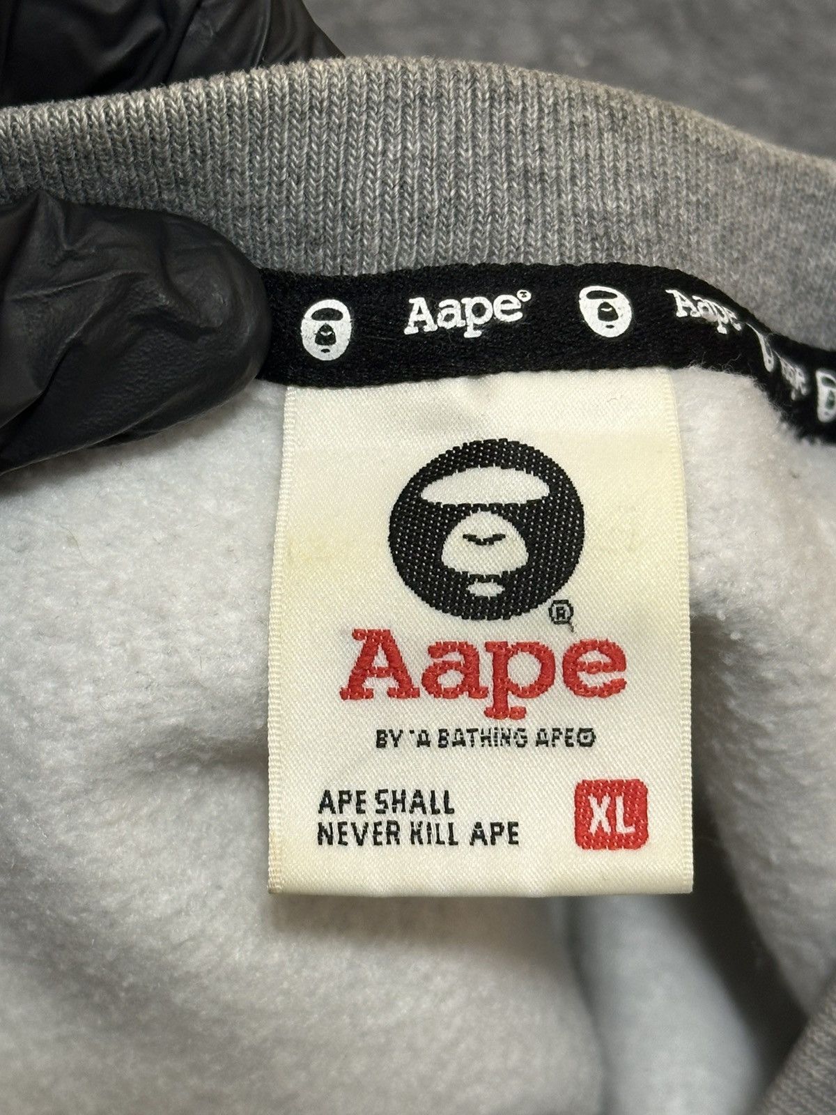 Aape AAPE by A Bathing Ape crewneck sweatshirt. Size US XL / EU 56 / 4 - 12 Thumbnail