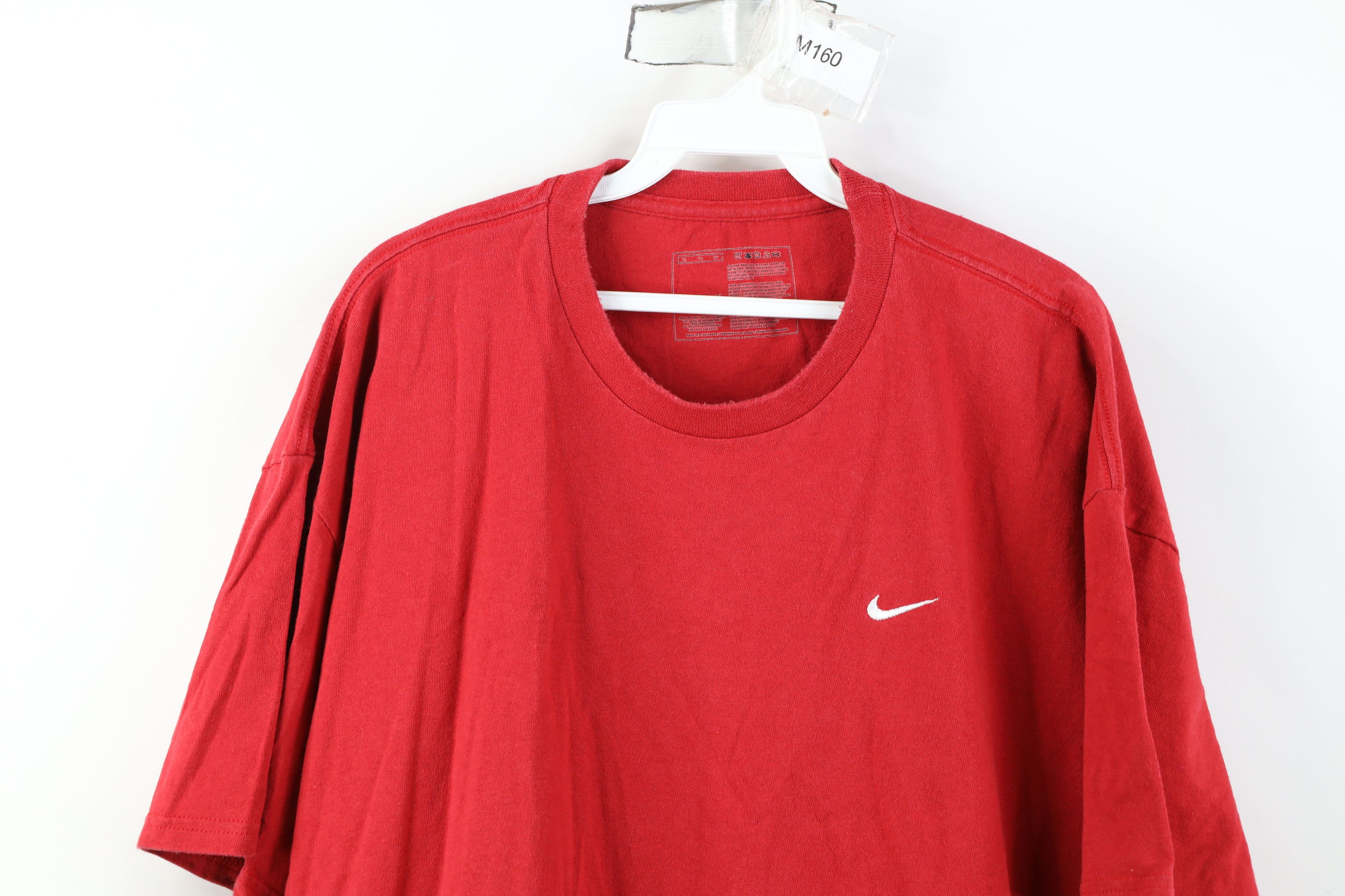 Nike Vintage Y2K Nike Mini Swoosh Short Sleeve T-Shirt Red Cotton Size US XL / EU 56 / 4 - 2 Thumbnail