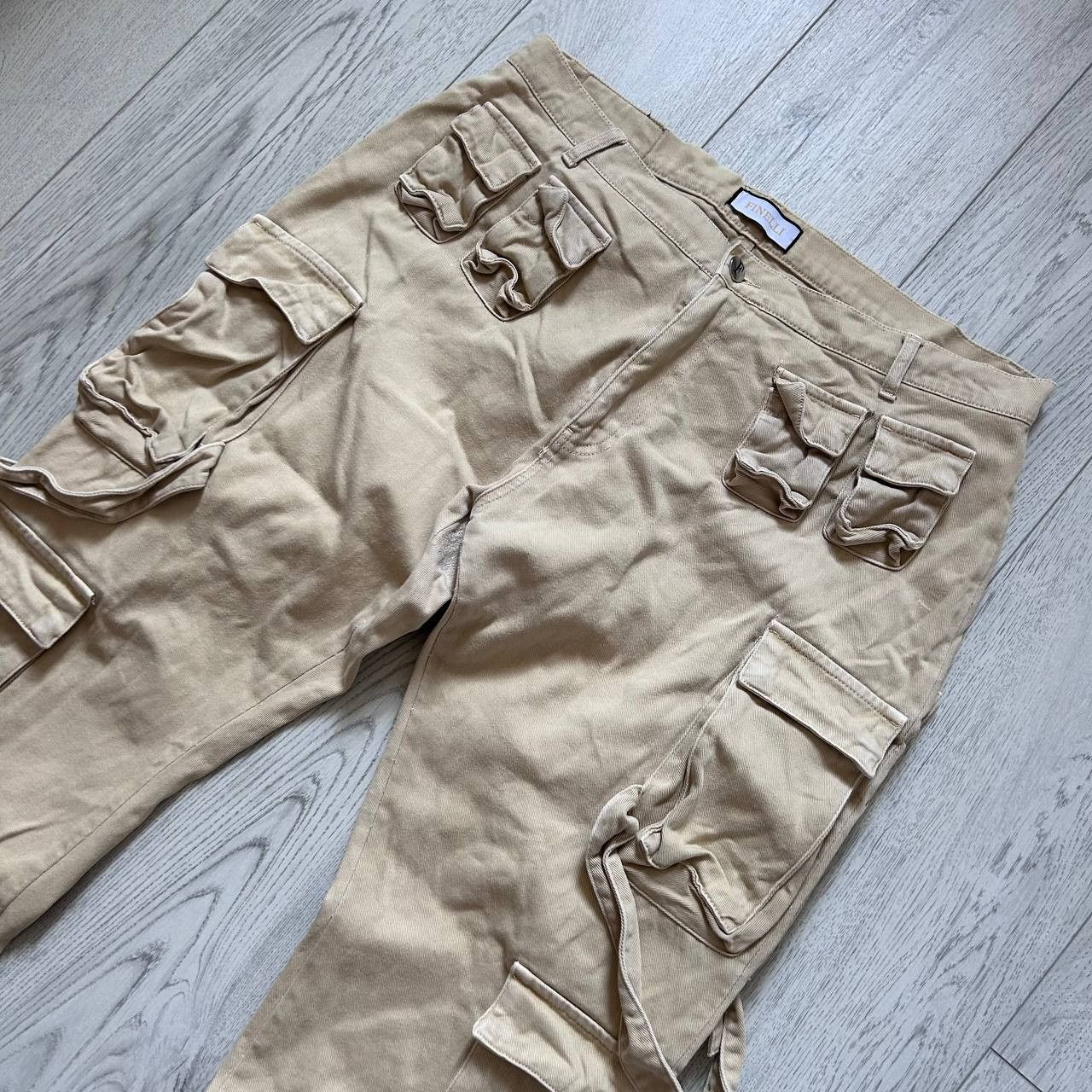 Other Men's beige multi-pocket cargo pants, size XXL W36 L36 Size US 36 / EU 52 - 3 Thumbnail
