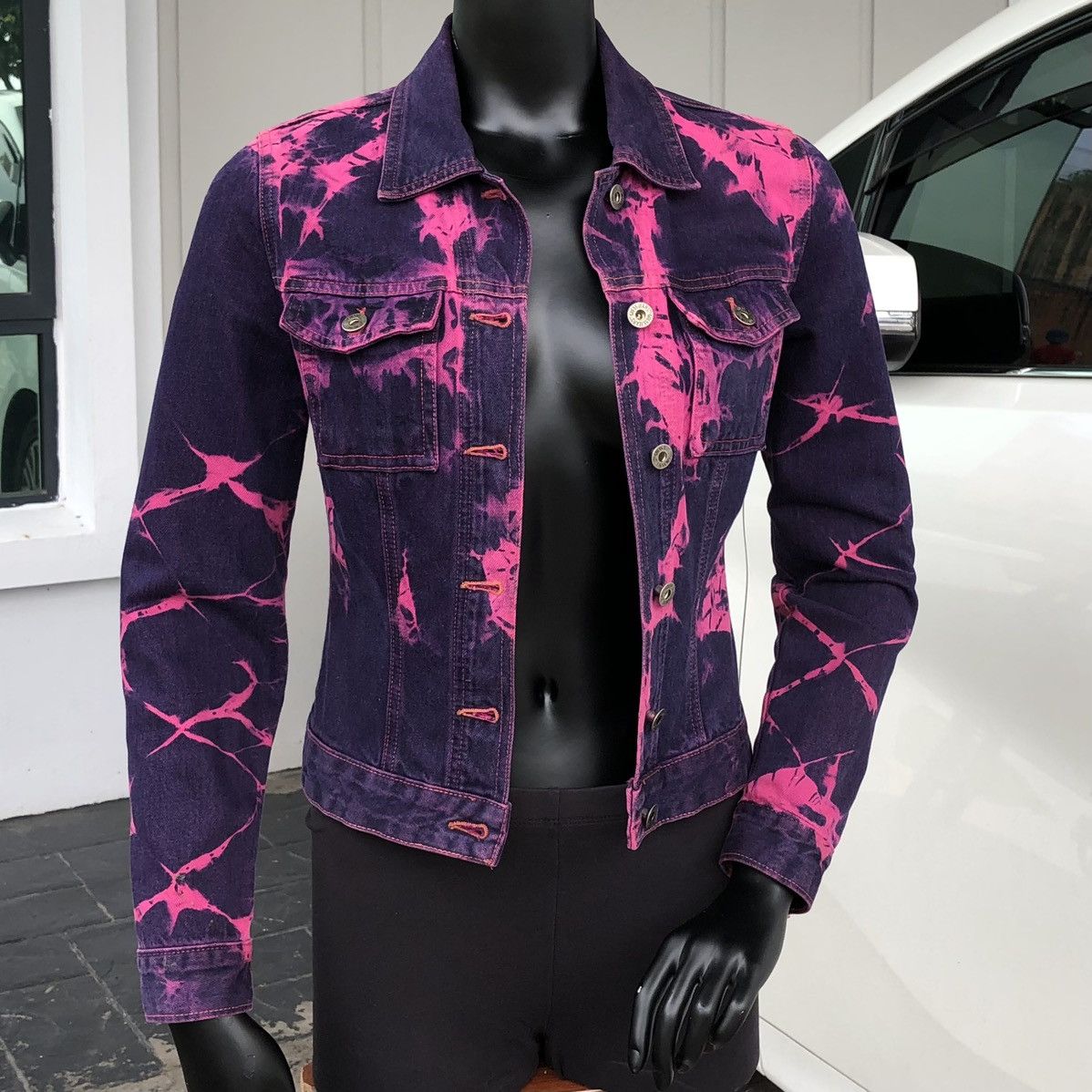 Guess Vintage Guess USA Purple Tie Dye Denim Jacket Made In USA Size S / US 4 / IT 40 - 2 Thumbnail