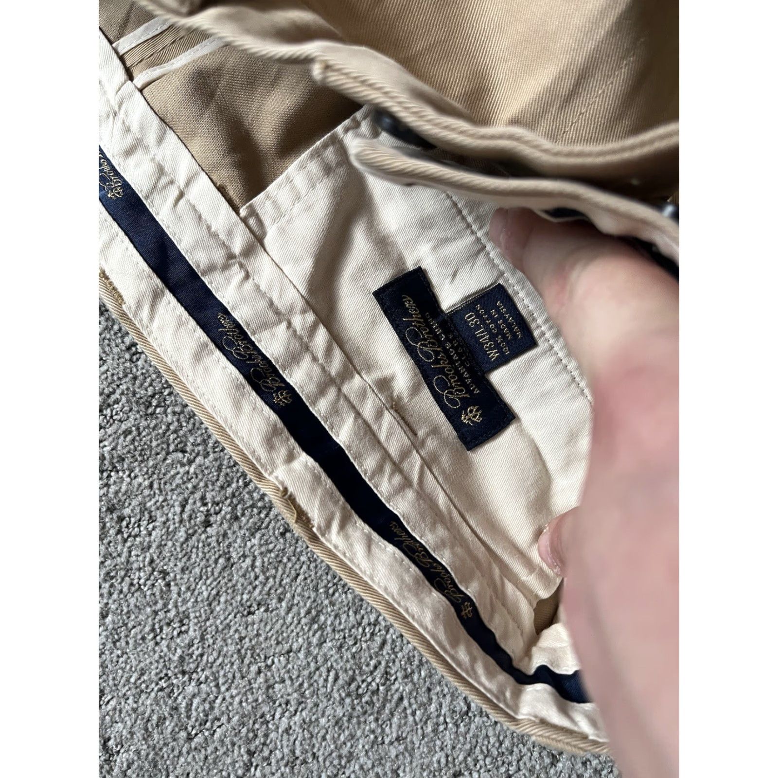 Brooks Brothers Brooks Brothers Men Chino Pants 34x30 Beige Solid Clark Straight Regular Size US 34 / EU 50 - 5 Thumbnail