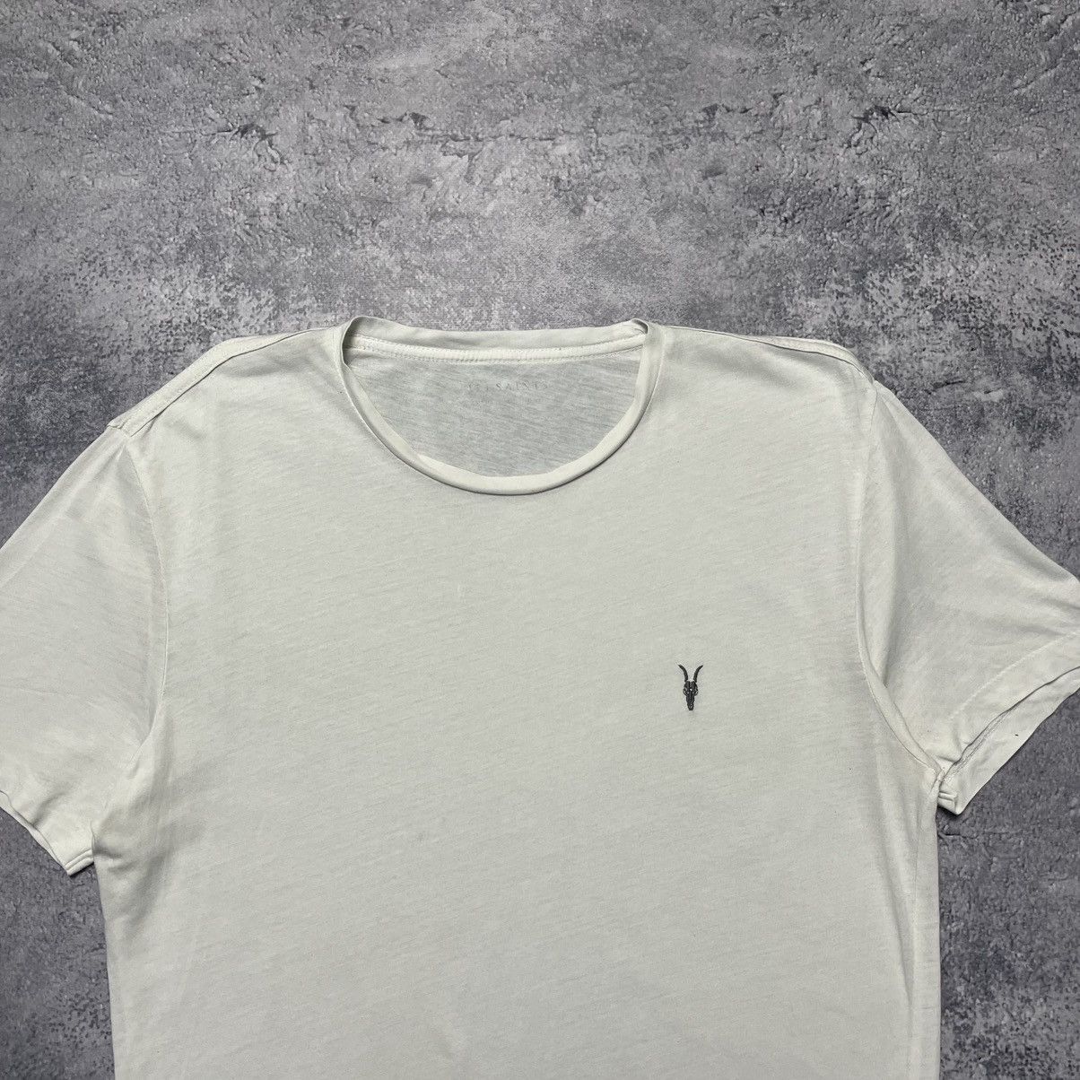 Allsaints Vintage Allsaints White Basic Tee Streetwear Y2K Designer Size US S / EU 44-46 / 1 - 2 Thumbnail