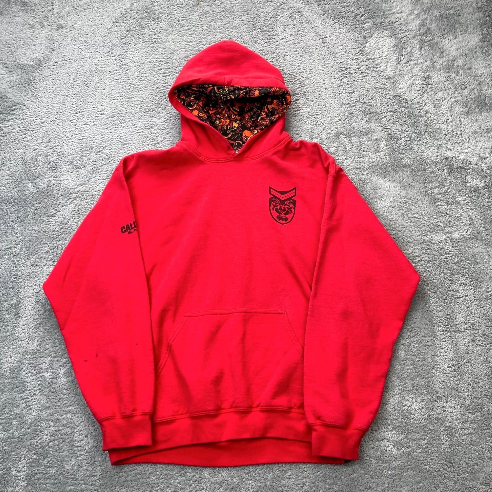 Vintage Call of Duty Hoodie Mens L Red Black OPS Battery Video Game Pullover Xbox Shirt Size US L / EU 52-54 / 3 - 2 Thumbnail