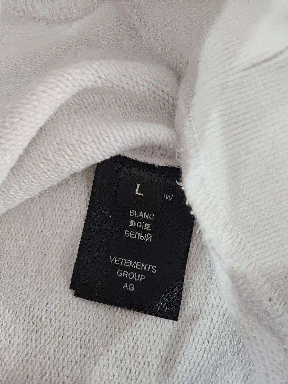 Vetements Vetements Unicorn Edition Hoodie Size US L / EU 52-54 / 3 - 5 Thumbnail