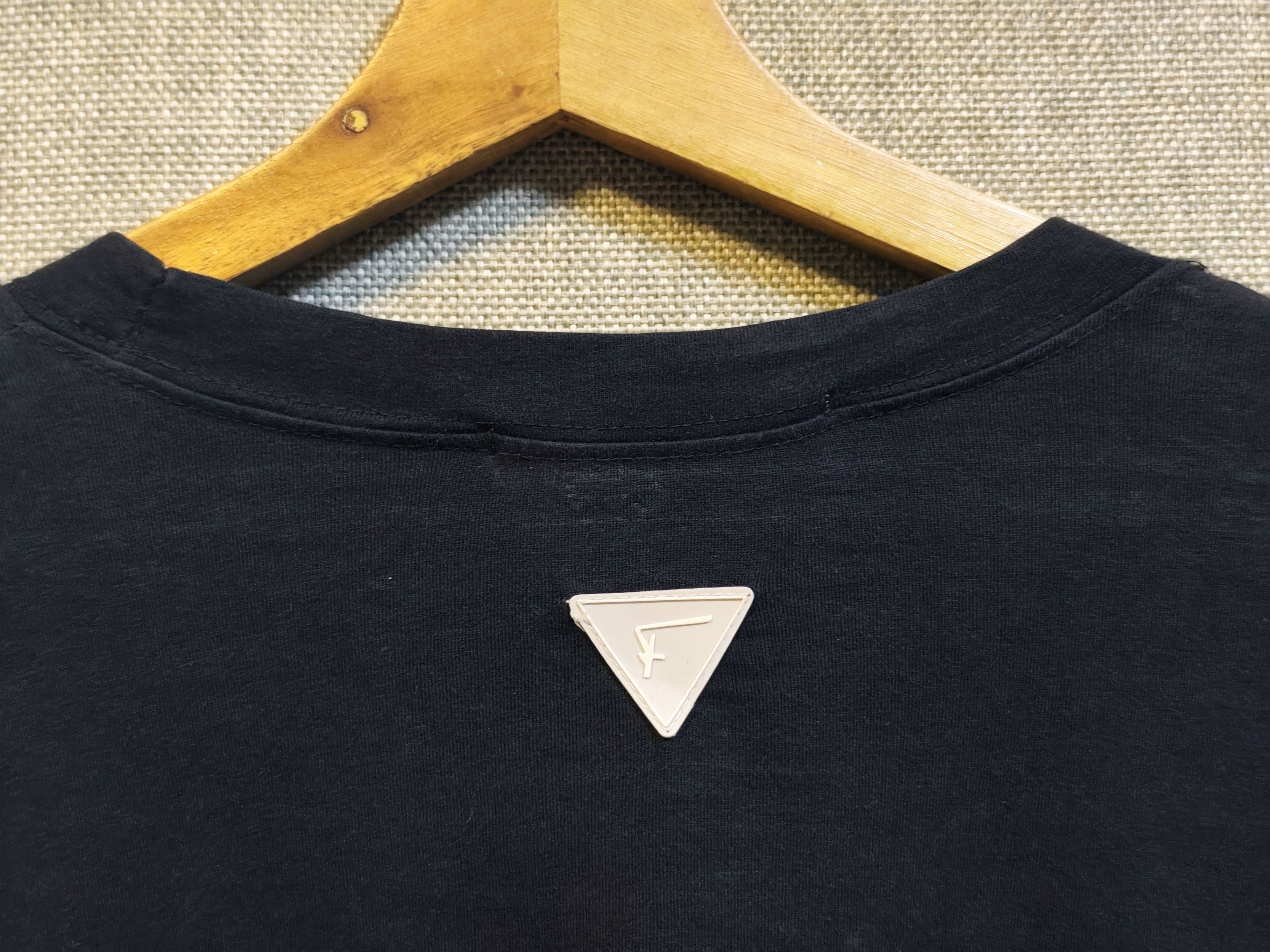 Salvatore Ferragamo Vtg Salvatore Ferragamo Script Logo T-Shirt Made In Italy Size US L / EU 52-54 / 3 - 4 Thumbnail