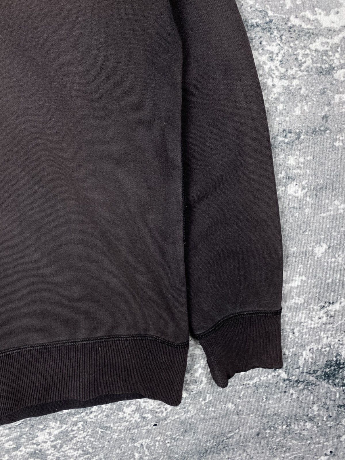 Lemaire × Uniqlo Vintage Uniqlo Crewneck Faded Sweatshirts Size US L / EU 52-54 / 3 - 4 Thumbnail
