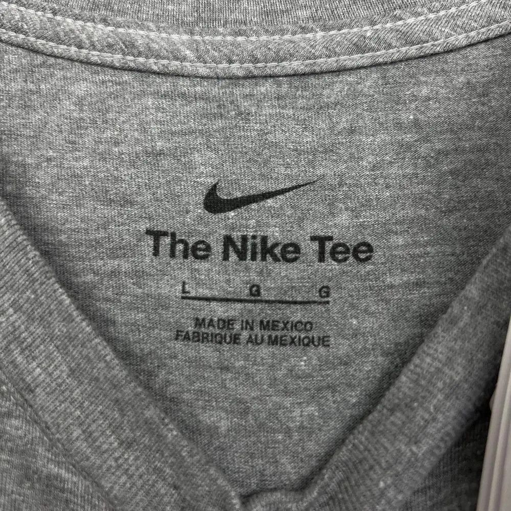 Nike Nike Shirt Men Gray Georgia Bulldogs NCAA Crew Neck New L Size US L / EU 52-54 / 3 - 7 Thumbnail