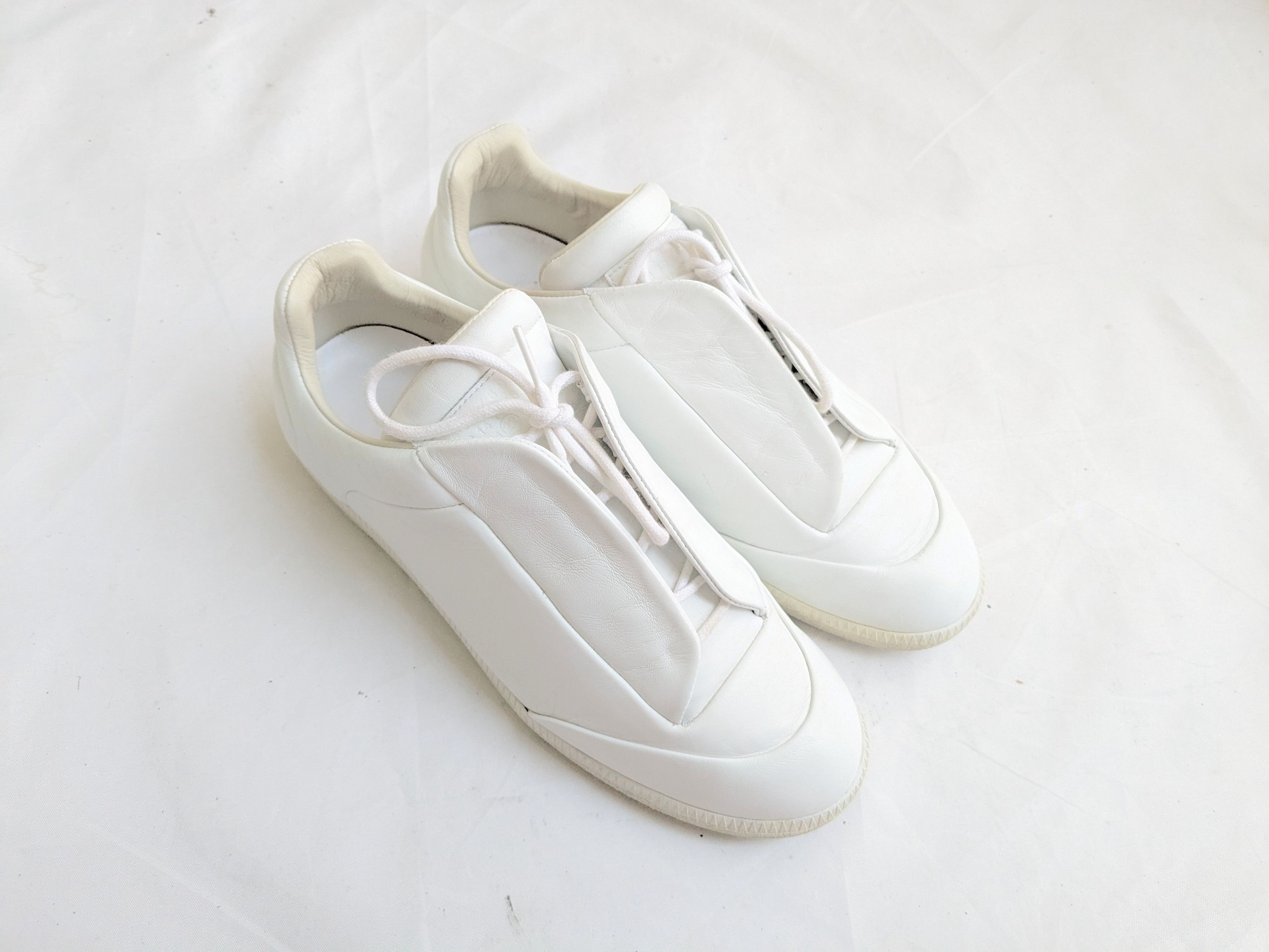 Maison Margiela Maison Margiela Future White 9 42 Low Tops Size US 9 / EU 42 - 1 Thumbnail