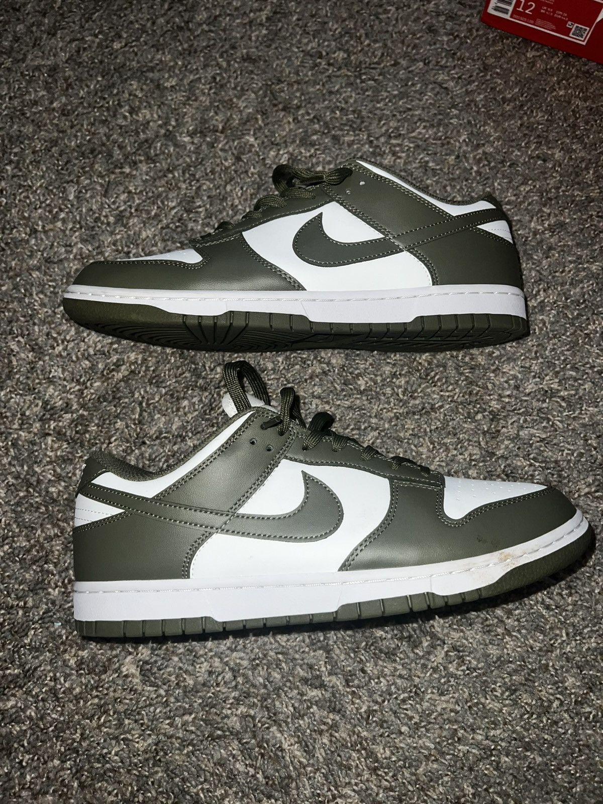 Nike Nike Dunk Low Olive Green Size US 10 / EU 43 - 1 Thumbnail