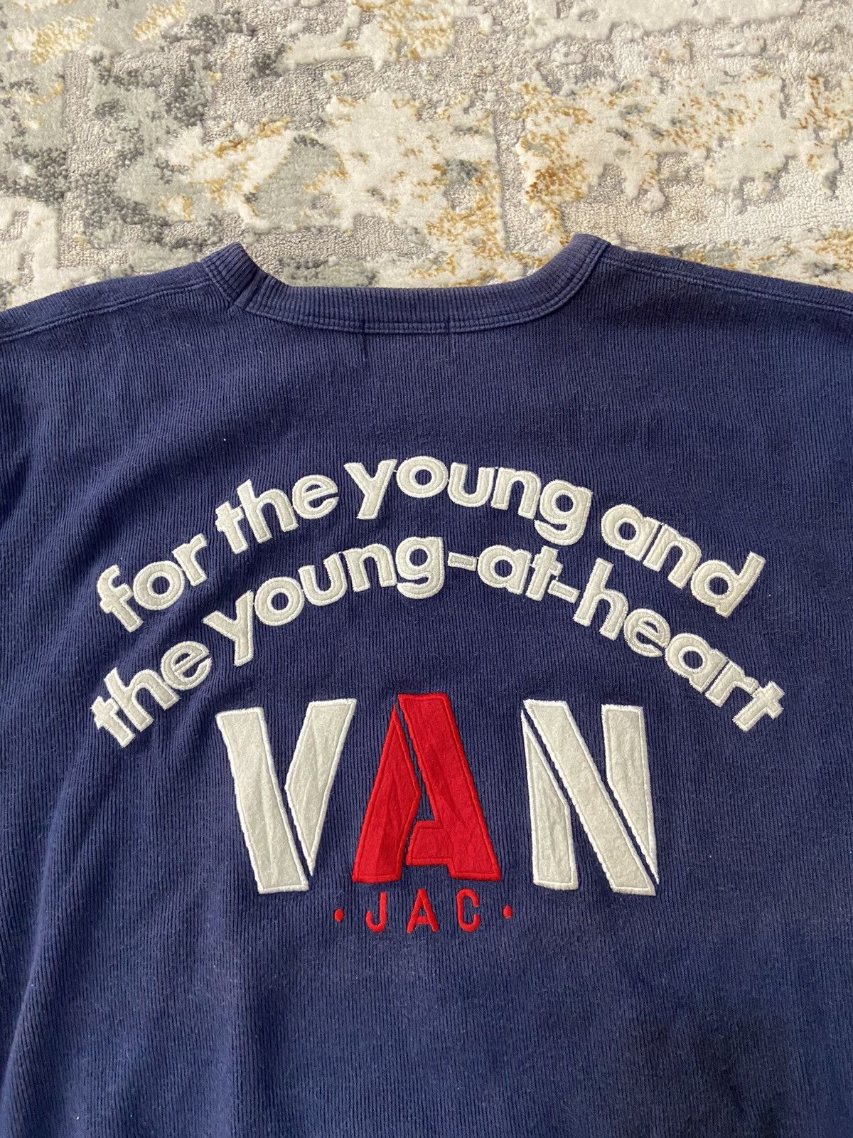 Japanese Brand VINTAGE VAN JAC EMBROIDERED PULLOVER SWEATSHIRT Size US L / EU 52-54 / 3 - 4 Thumbnail