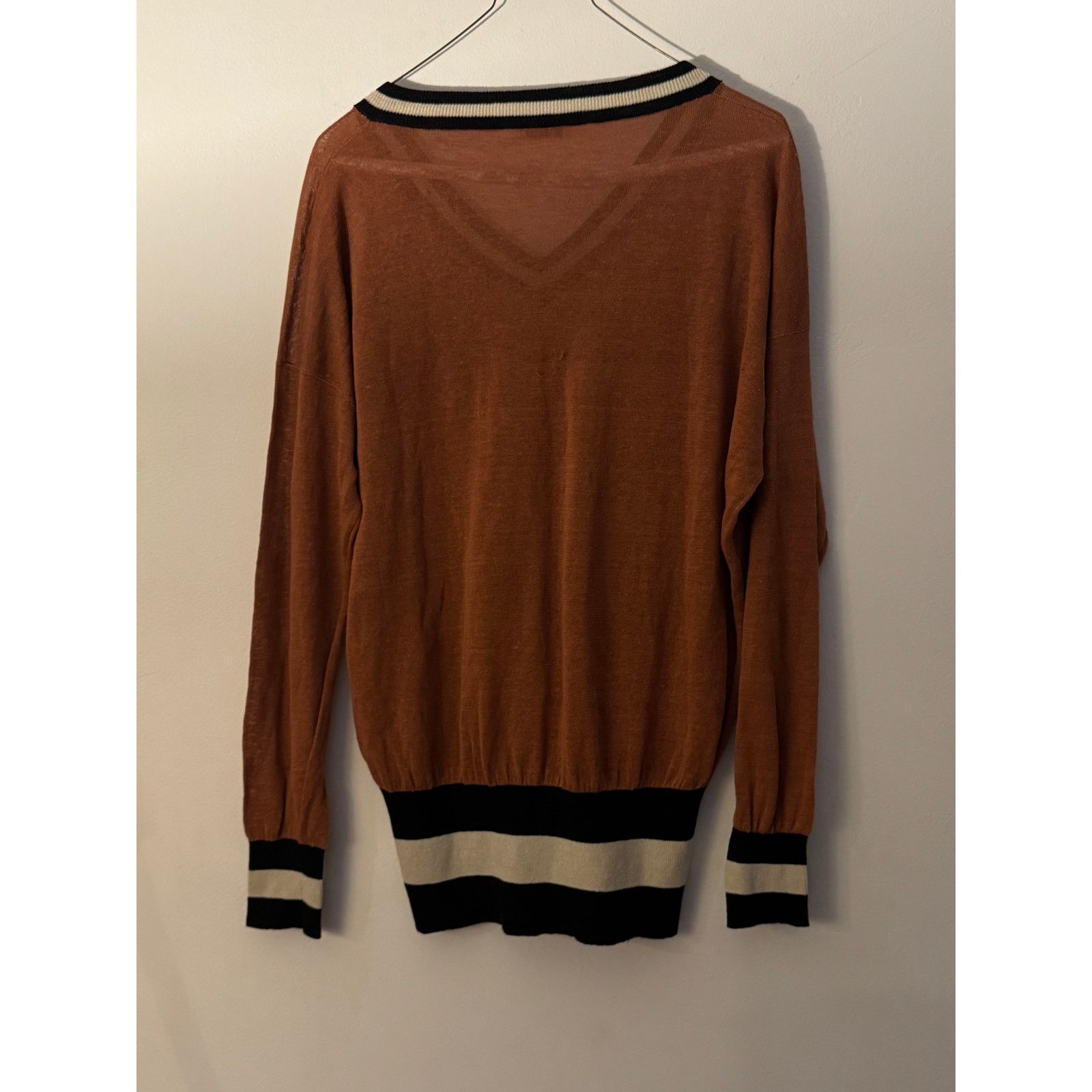 Brunello Cucinelli Brunello Cucinelli V-Neck Sweater Size XL / US 12-14 / IT 48-50 - 2 Thumbnail