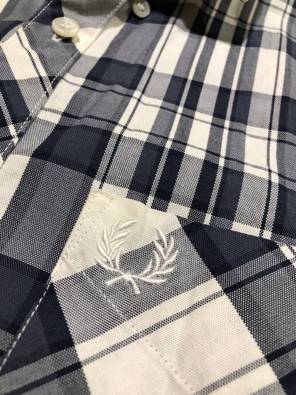 Fred Perry Vintage Fred Perry Plaid Shirt Cotton Button-up Size US S / EU 44-46 / 1 - 7 Thumbnail