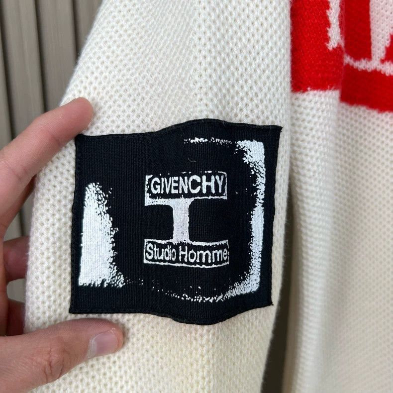 Givenchy Givenchy Givenchy Embroidered Logo Knit Sweater -2507 Size US XS / EU 42 / 0 - 4 Thumbnail