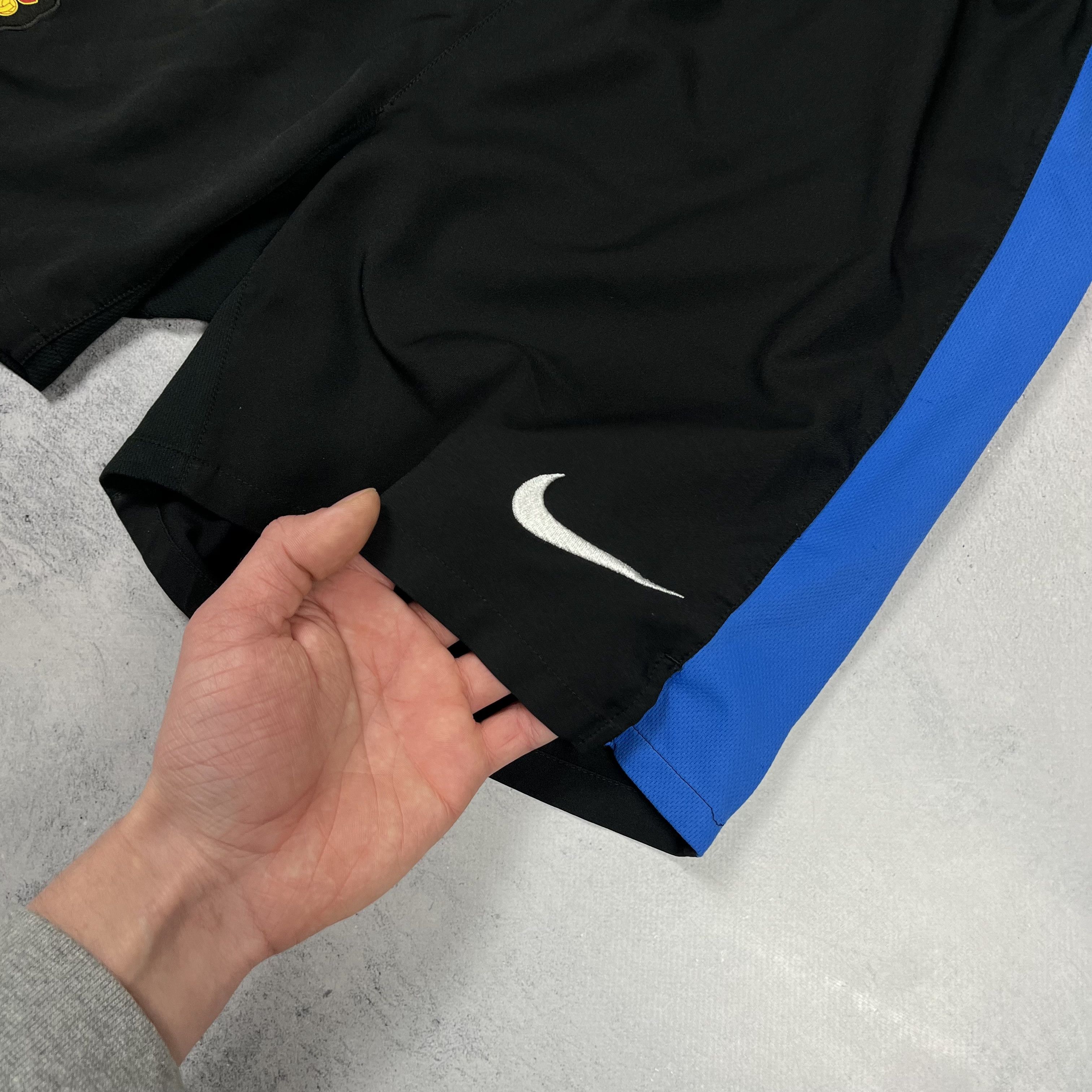 Nike Nike Manchester United Away Soccer Shorts 2009/2010 Size US 32 / EU 48 - 5 Thumbnail