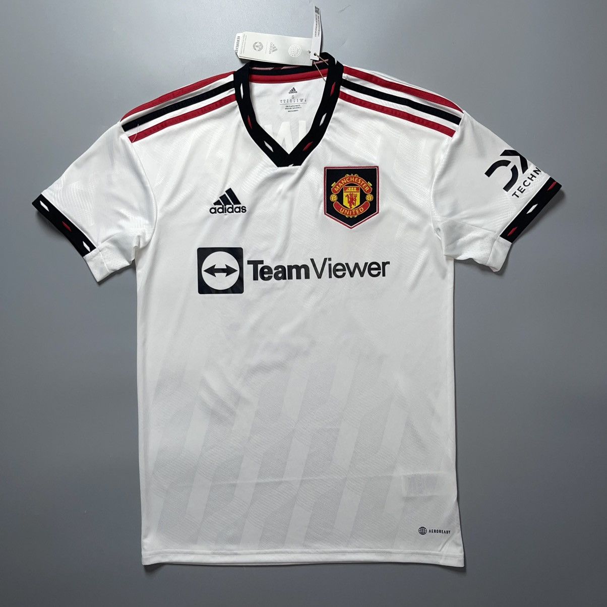 Adidas MAN UNITED ADIDAS 2022/2023 SOCCER AWAY JERSEY #93 MAINOO Size US S / EU 44-46 / 1 - 2 Thumbnail