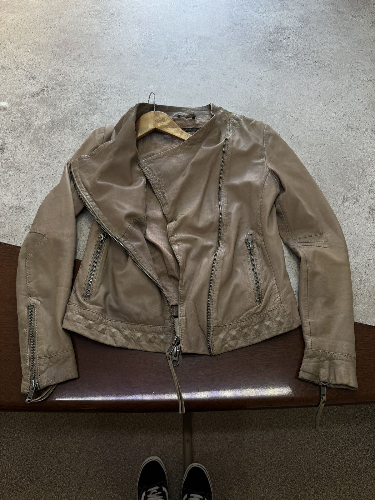 Rick Owens Vintage Wide Neck Faded Soft Real Leather Jacket Size US S / EU 44-46 / 1 - 2 Thumbnail