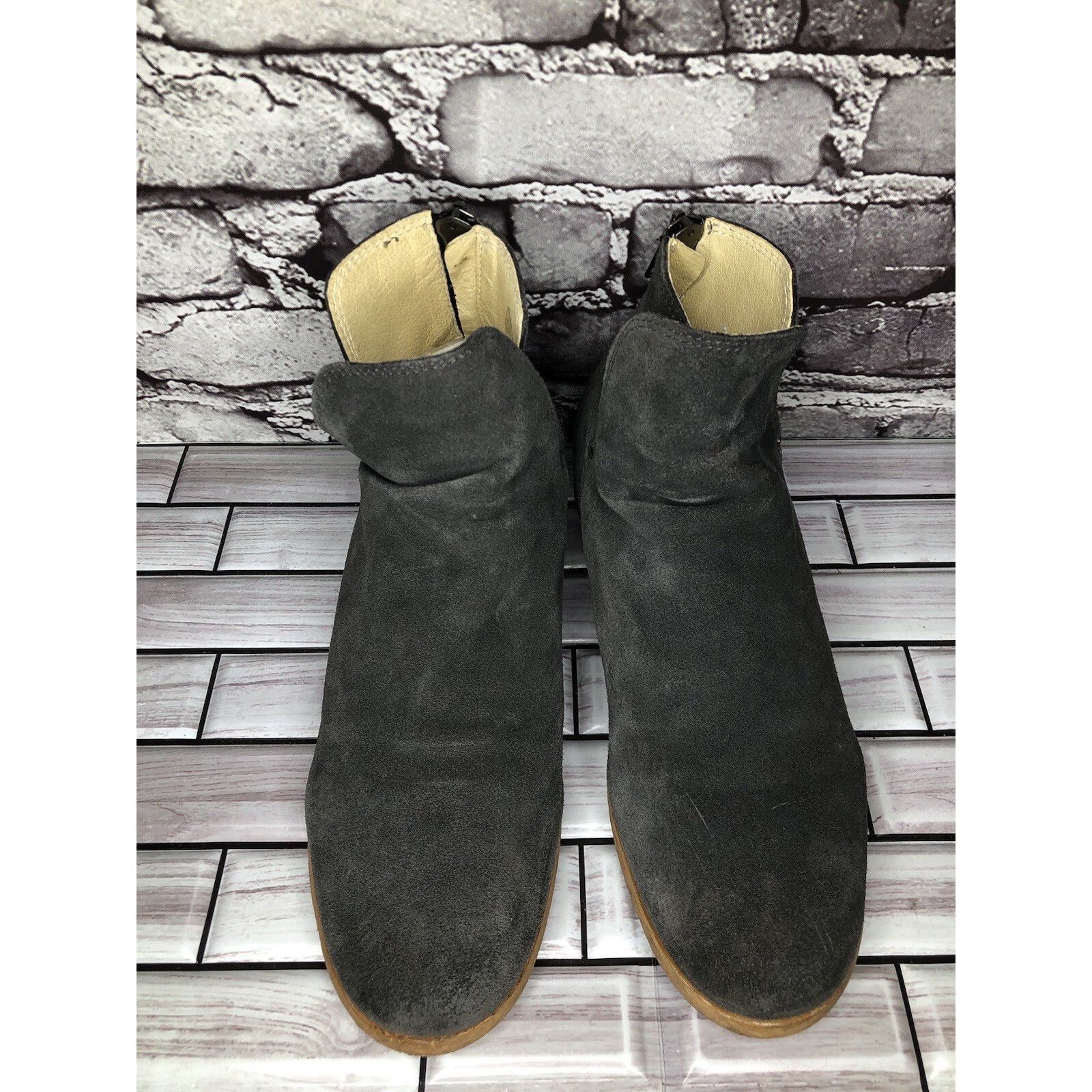 Shoe The Bear Shoe The Bear Dark Grey Suede Casual Back Zip Heel Boots Wom Size US 10.5 / IT 40.5 - 16 Thumbnail