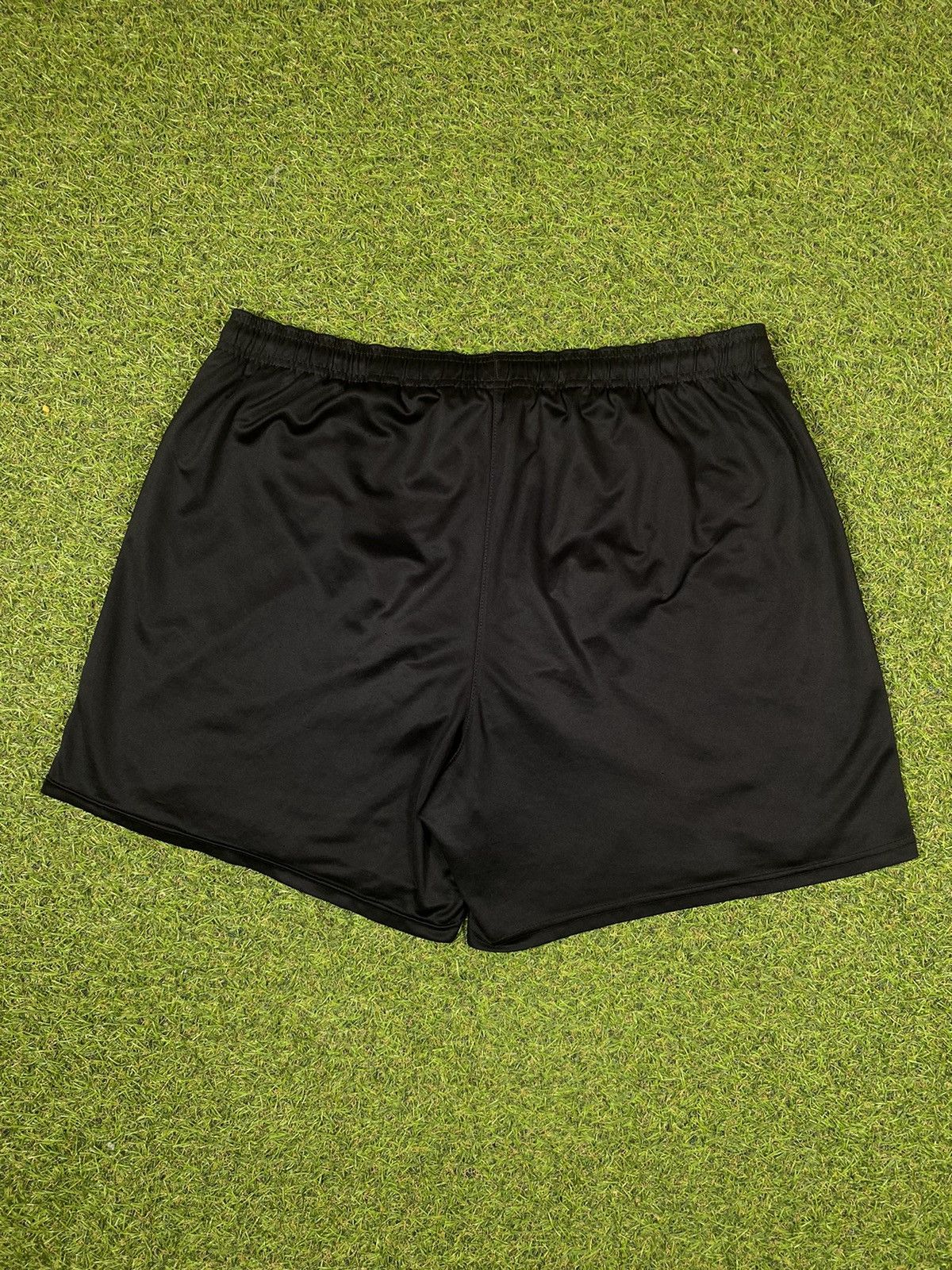 Nike Vintage Nike shorts streetwear swoosh casual y2k size XL Size US 36 / EU 52 - 3 Thumbnail
