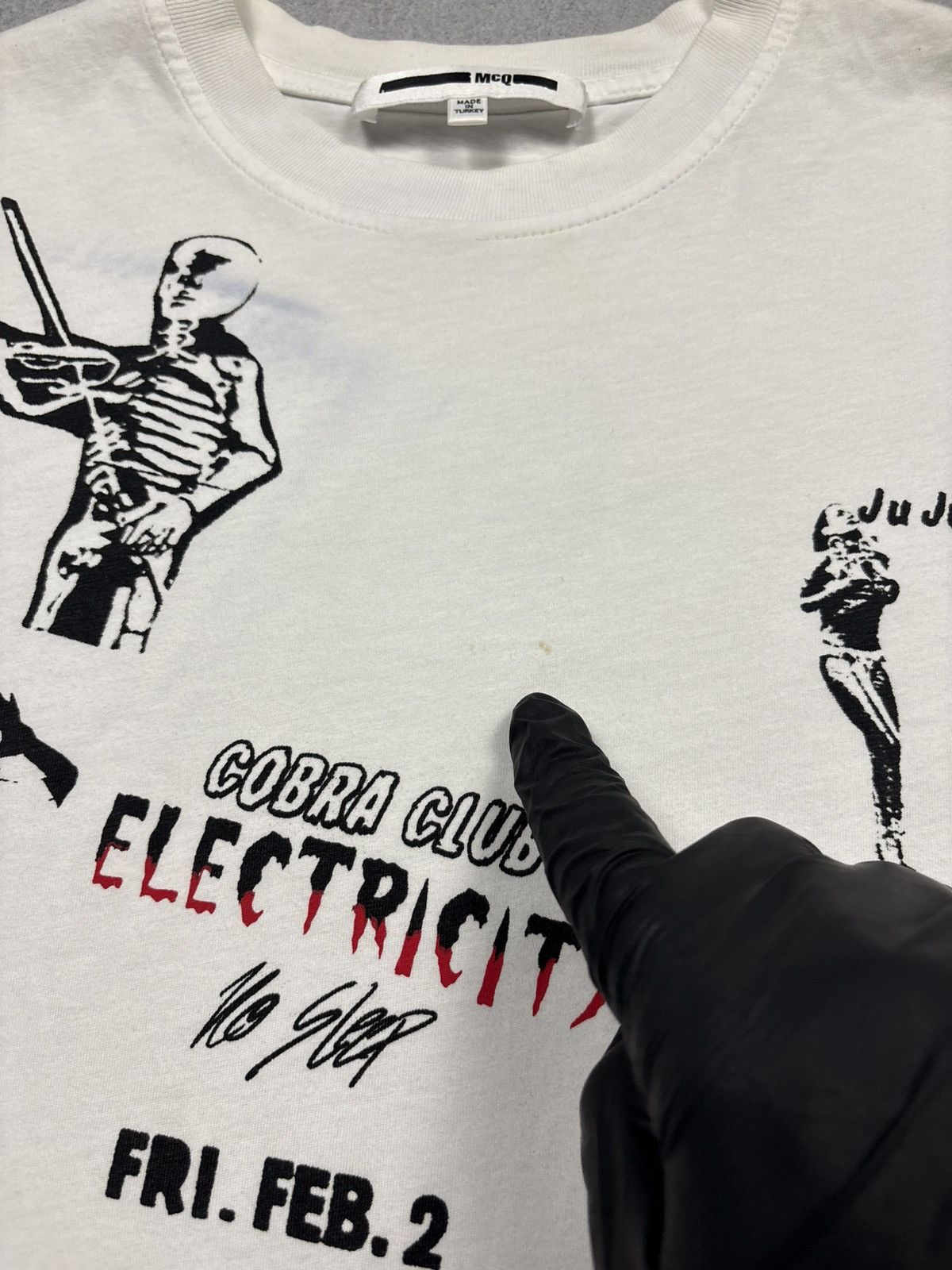 Alexander McQueen McQ Alexander McQueen Cobra Club Electricity Graphic T Shirt Size US S / EU 44-46 / 1 - 14 Thumbnail