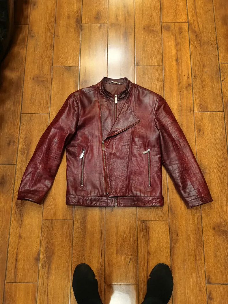 Versace Versace The burgundy small upper sheepskin is hand-polishe Size US M / EU 48-50 / 2 - 1 Thumbnail